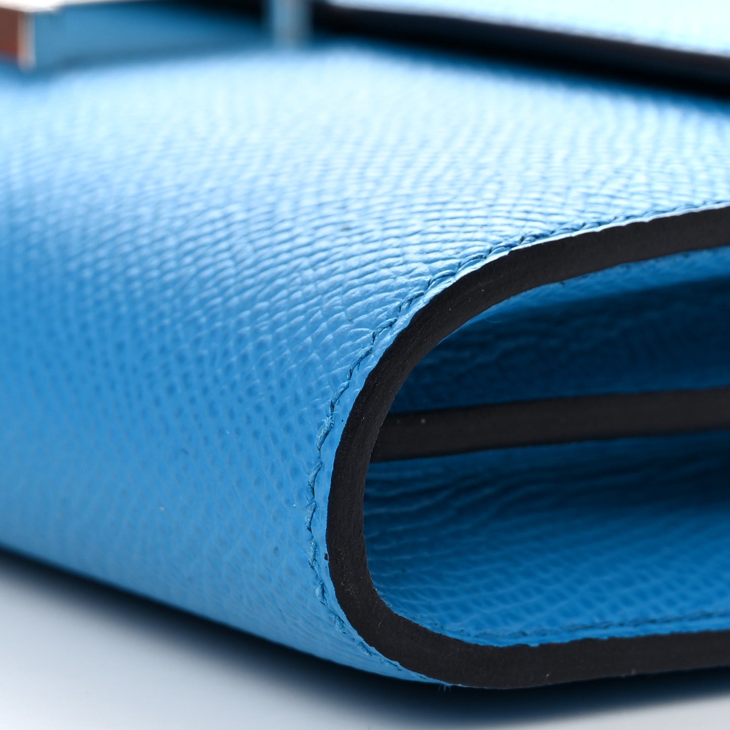 Epsom Alligator Lizard Constance Wallet To Go Bleu Frida Etrusque Ombre