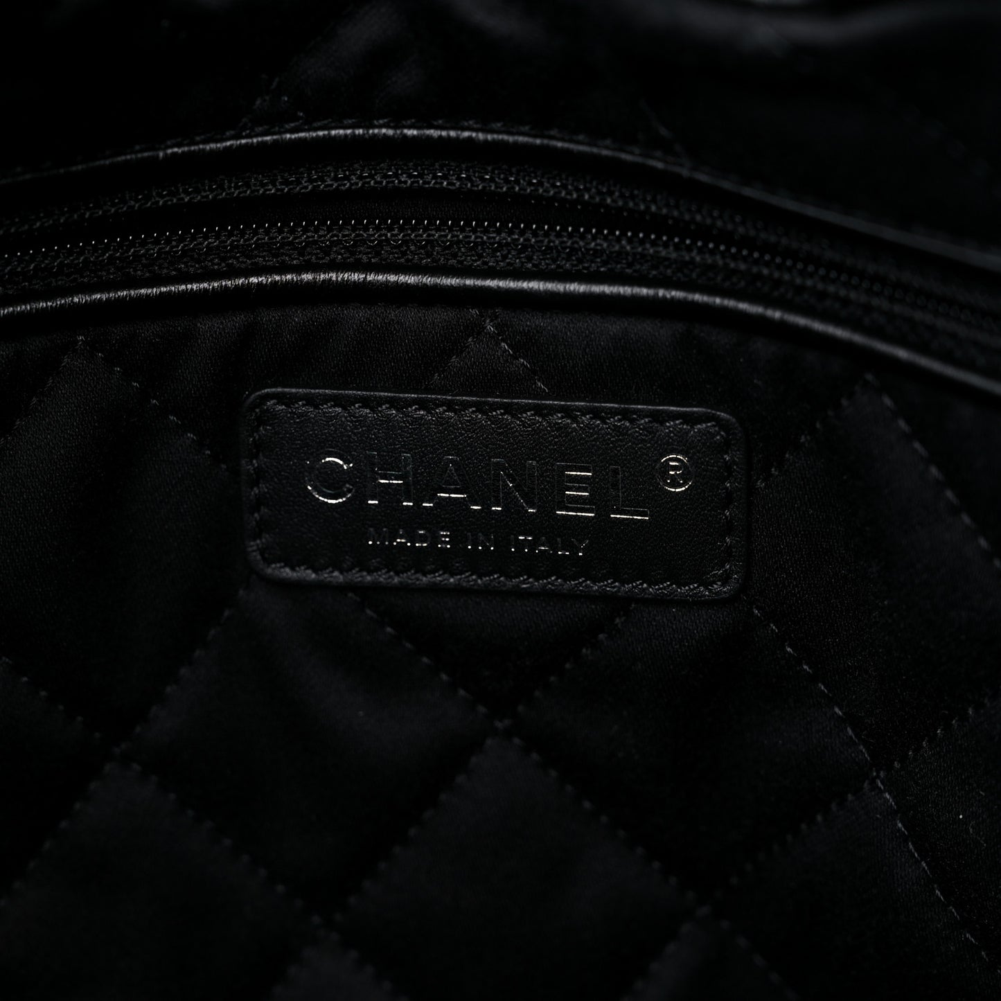 Shiny Calfskin Quilted Chanel 22 Backpack Black