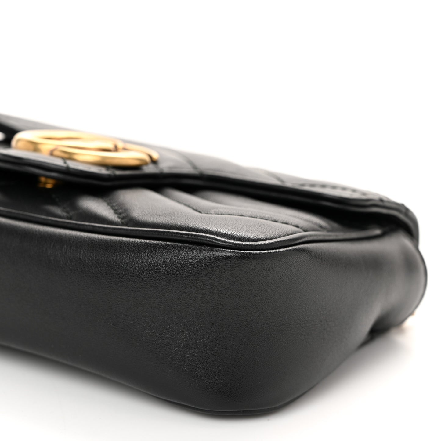 Calfskin Matelasse Super Mini GG Marmont Shoulder Bag Black