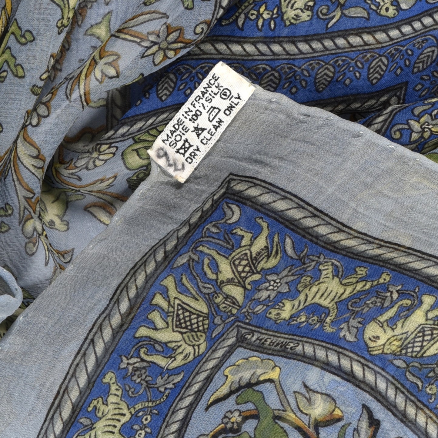 Silk Mousseline Chasse En Inde Scarf 90
