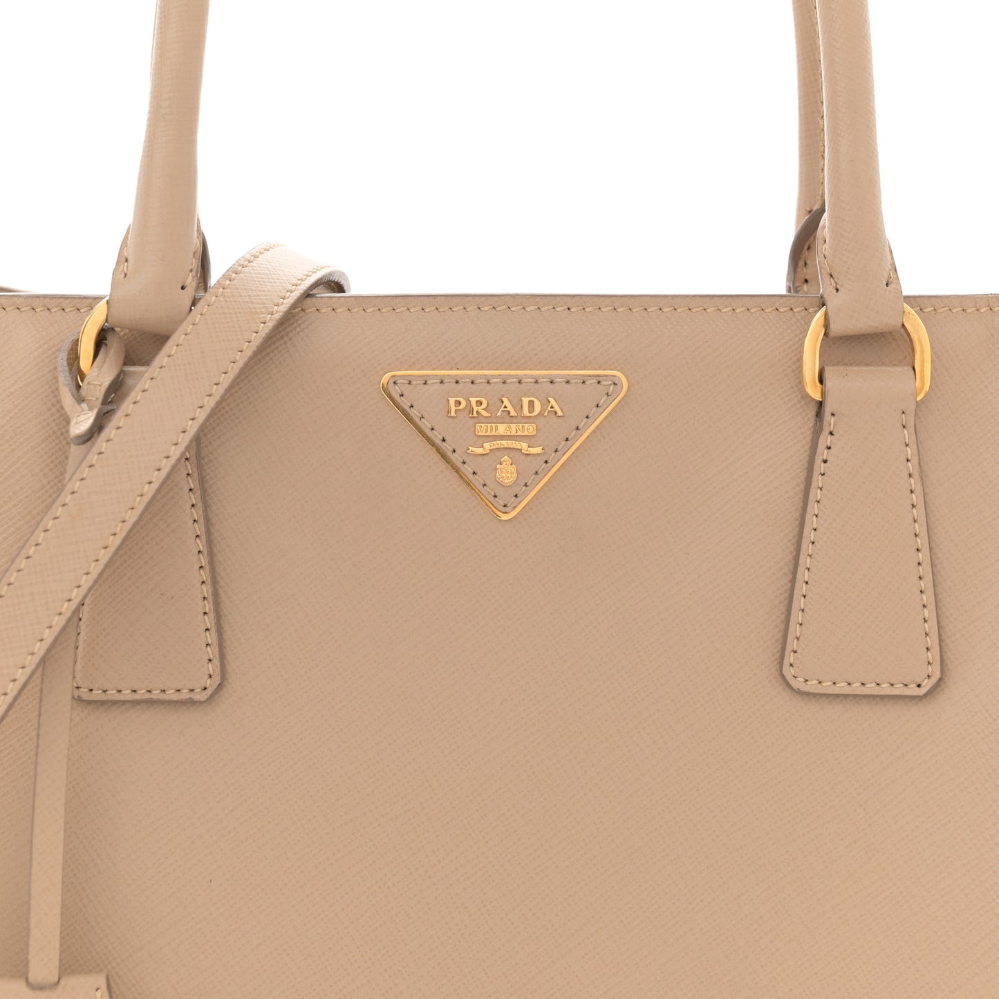 Saffiano Medium Galleria Double Zip Tote Cammeo