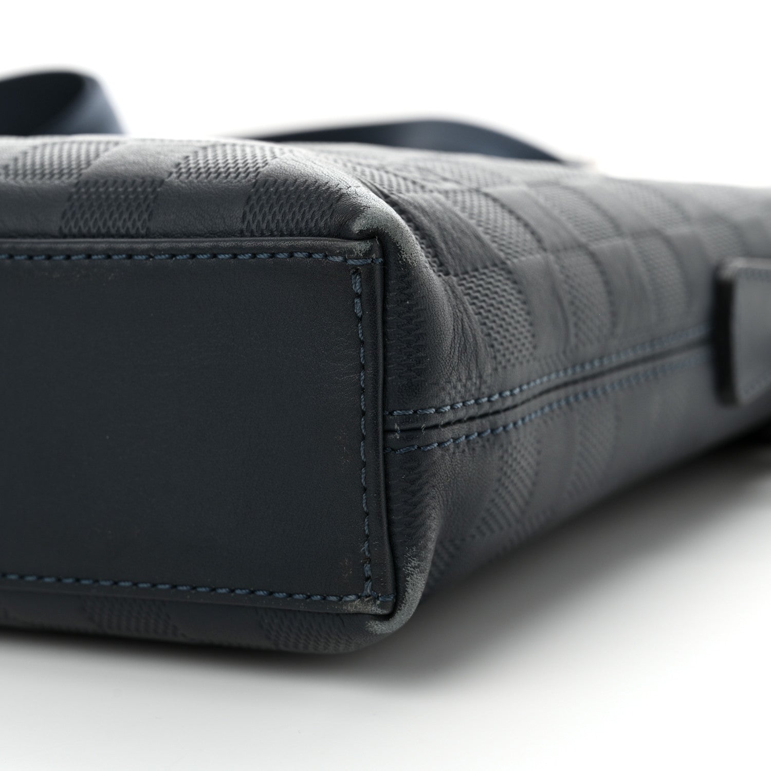 Louis Vuitton Damier Infini Porte-Documents Jour Cosmos 10 of 15