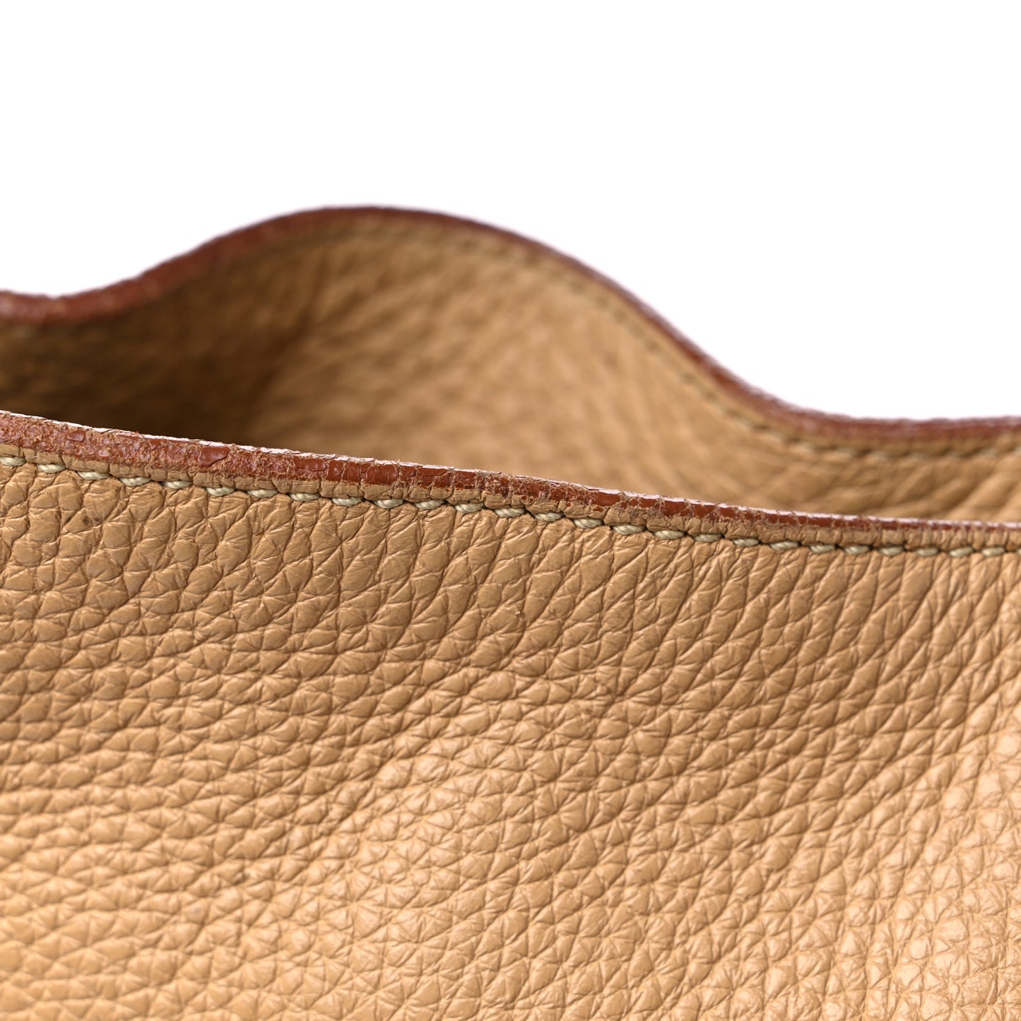 Vitello Daino Buckle Shoulder Bag Sabbia