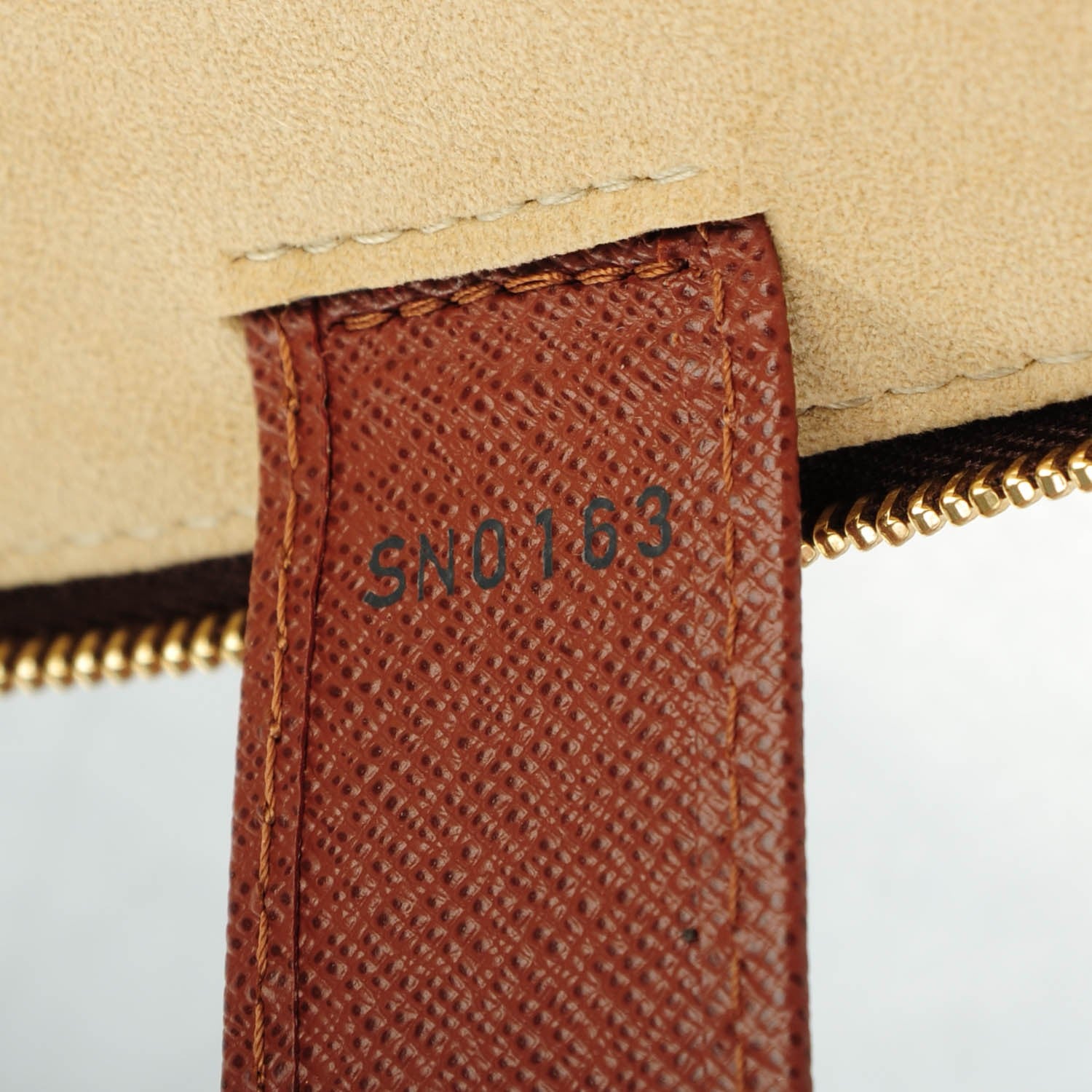 Louis Vuitton Monogram Monte Carlo Jewelry Case 8 of 8