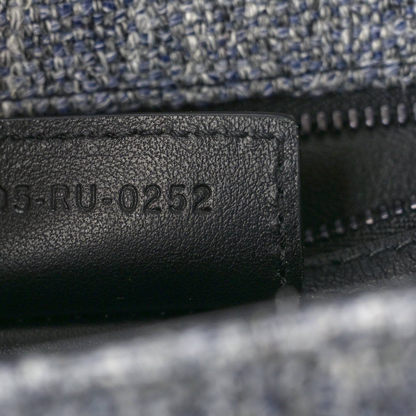 Tweed Macrocannage Medium Caro Bag Black