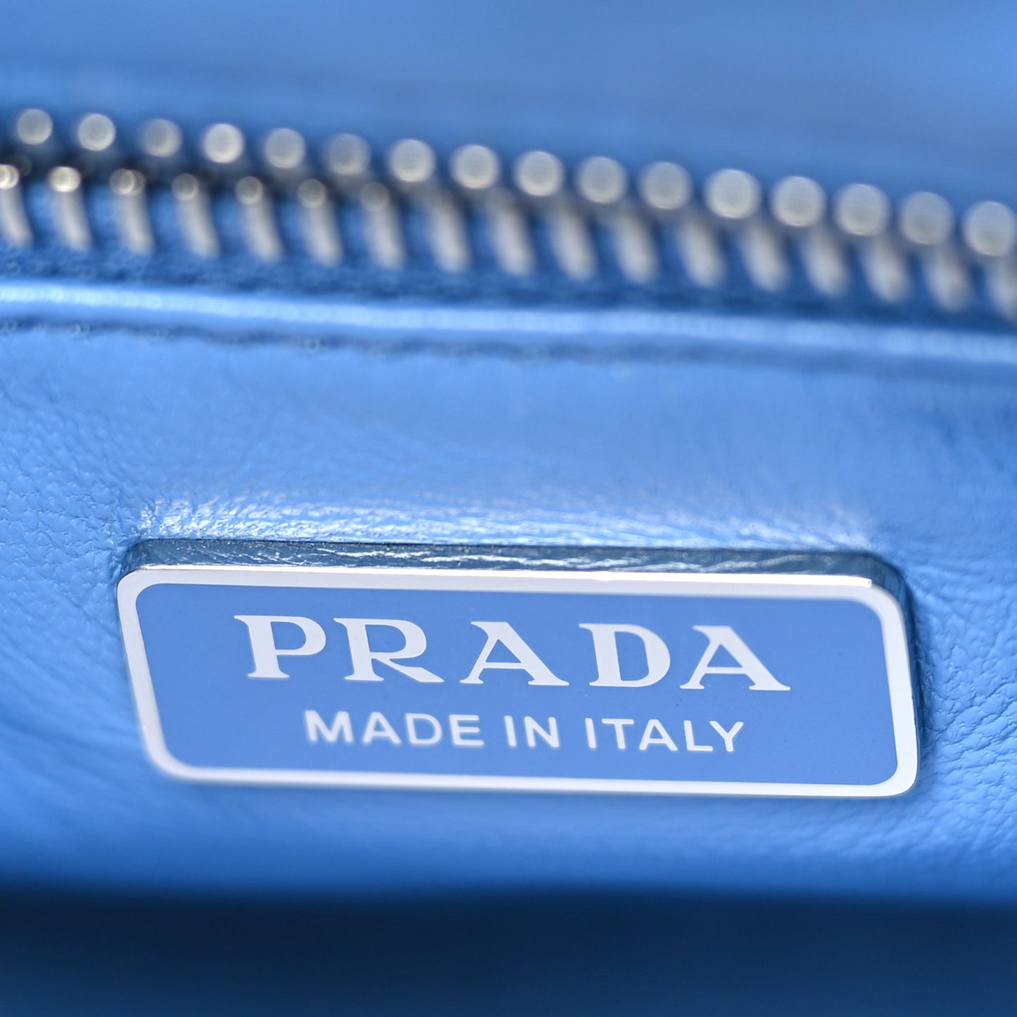 Nappa Soft Padded Re-Edition 2002 Moon Bag Onda