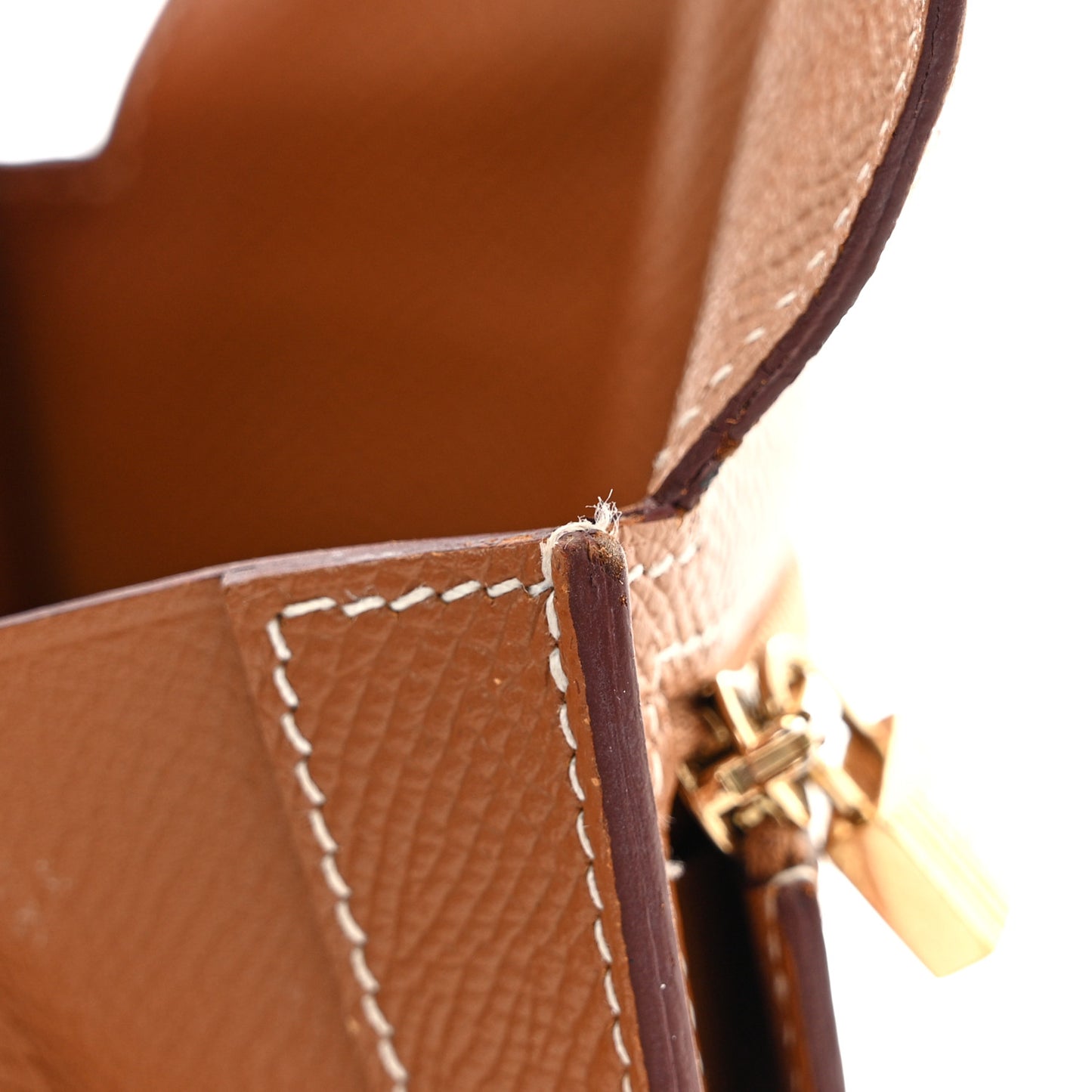 Epsom Kelly Pocket Compact Wallet Gold