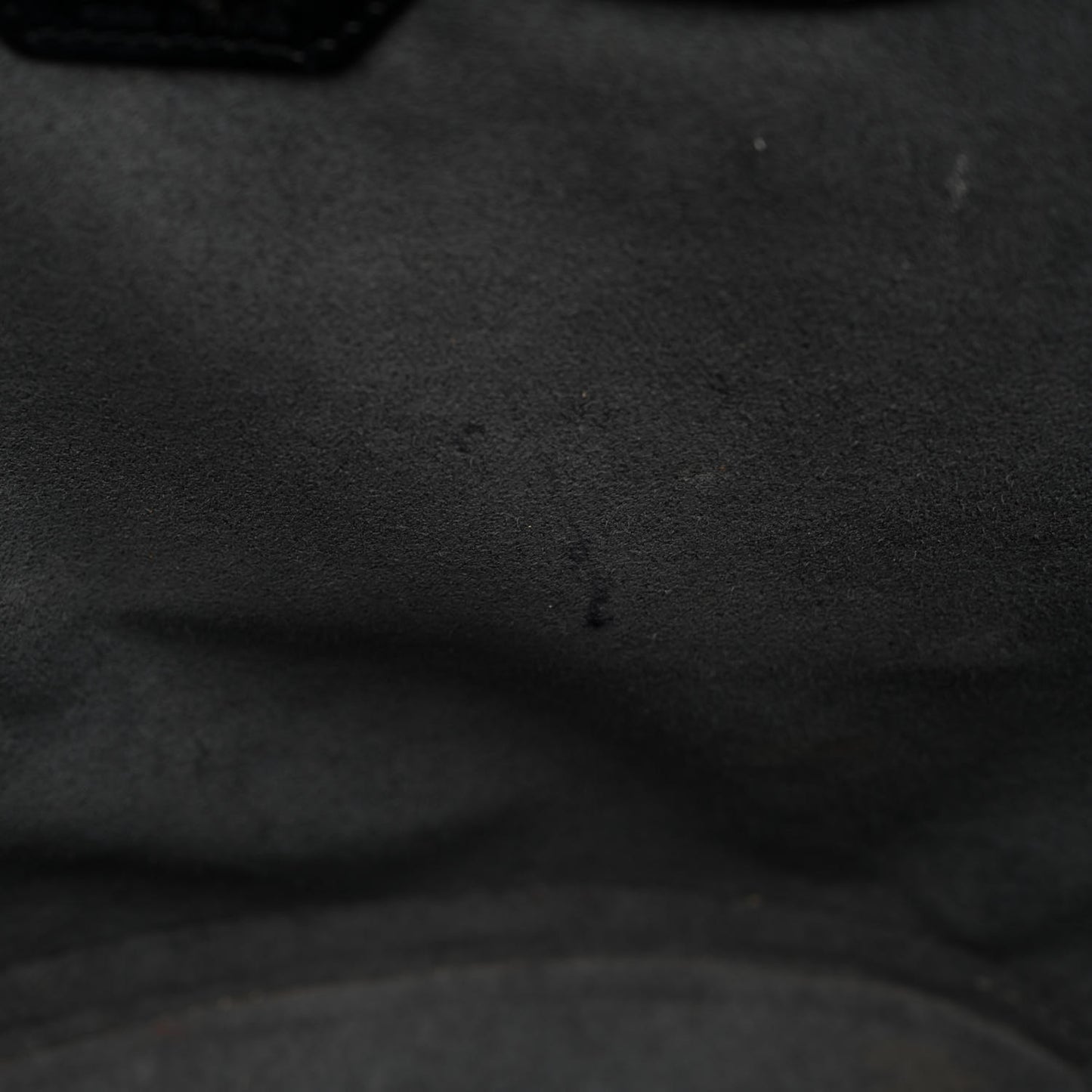Epi Saint Jacques PM Long Straps Black