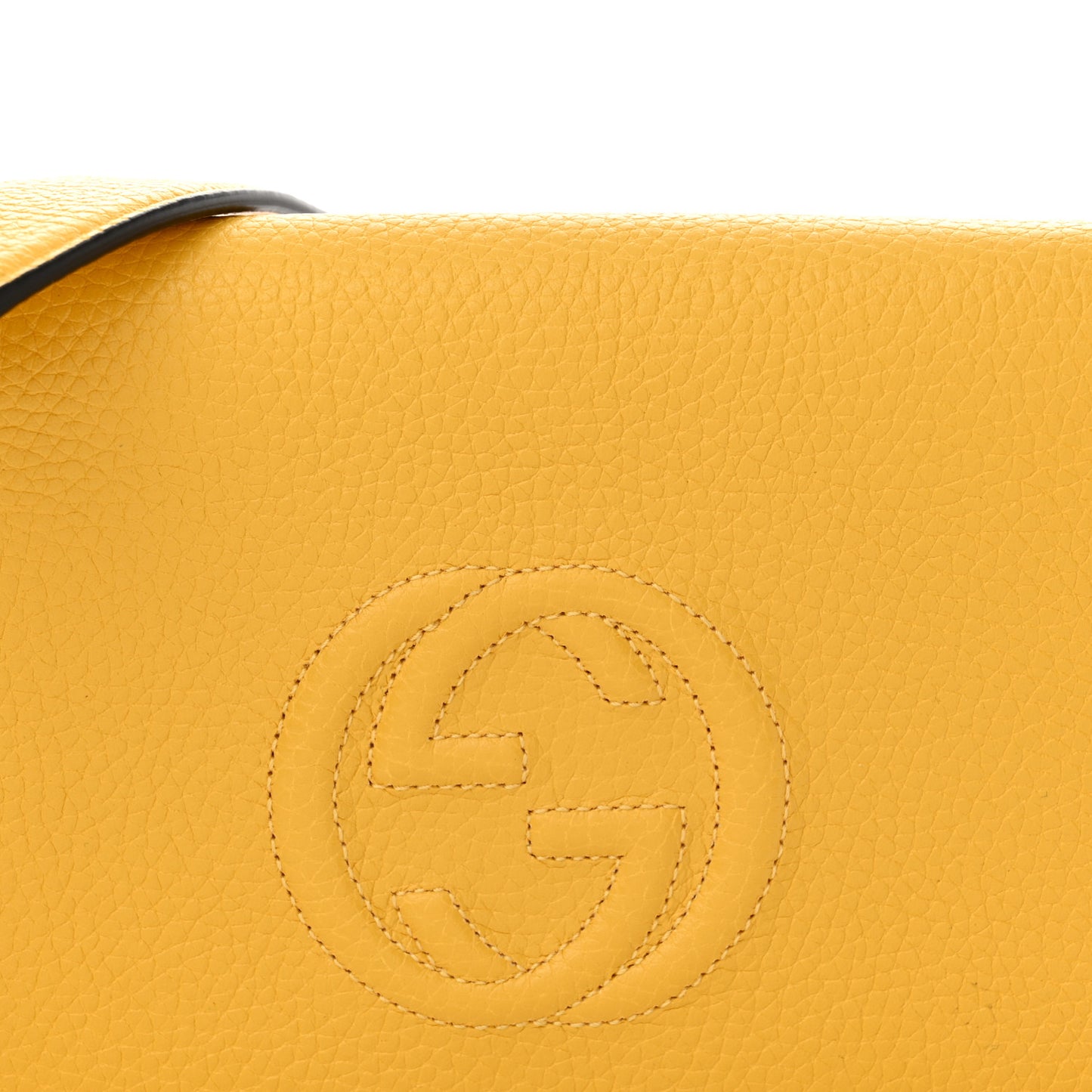 Pebbled Calfskin Soho Wallet On Chain New Buttercup