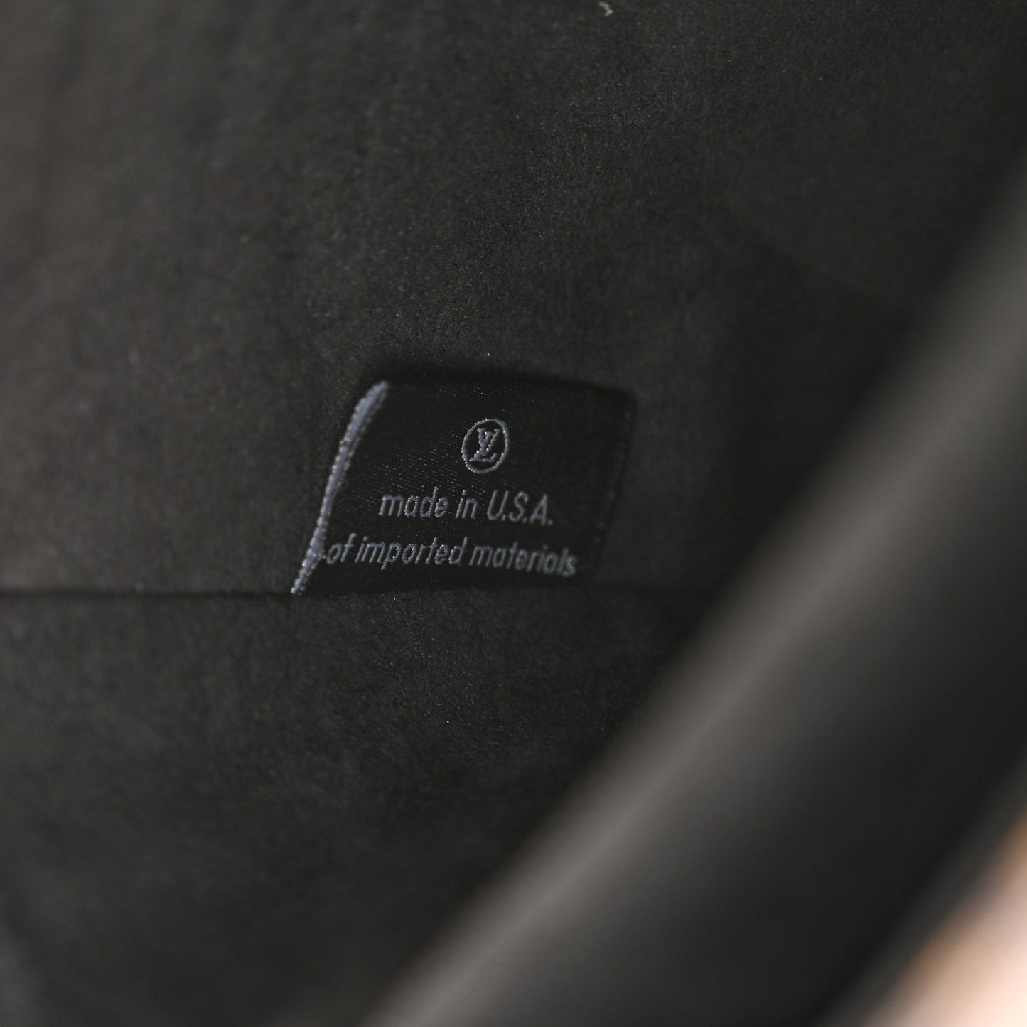 Reverse Monogram Pochette Metis