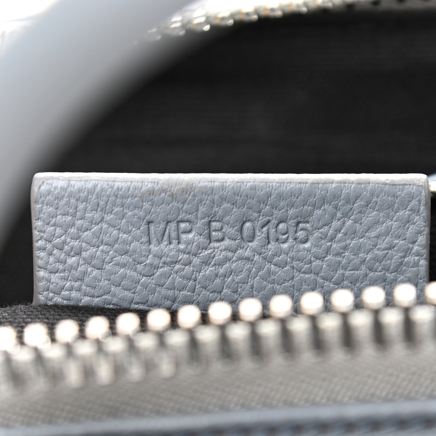 Givenchy Sugar Goatskin Small Antigona Pearl Grey 6 of 14