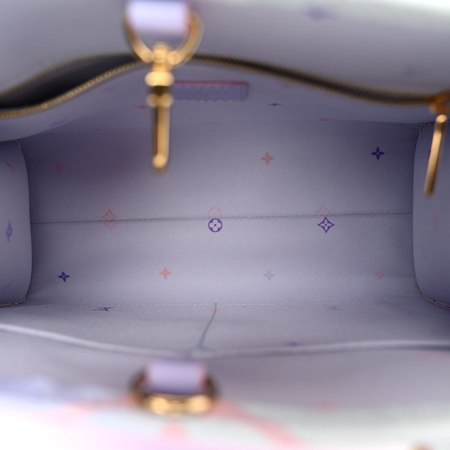 Louis Vuitton Monogram Giant Spring In The City Onthego PM Sunrise Pastel 5 of 9