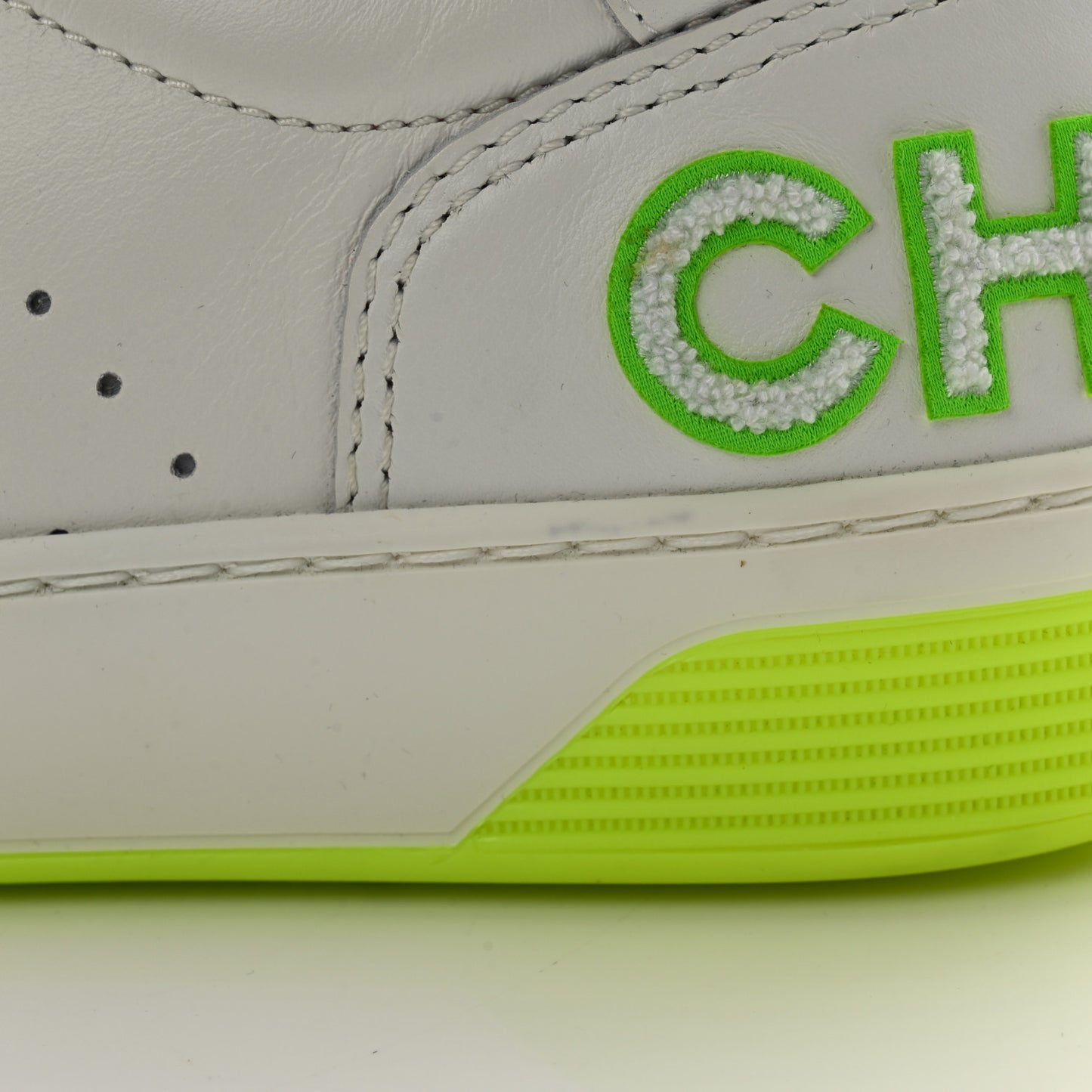 Calfskin Womens Logo Sneakers 40.5 White Multicolor