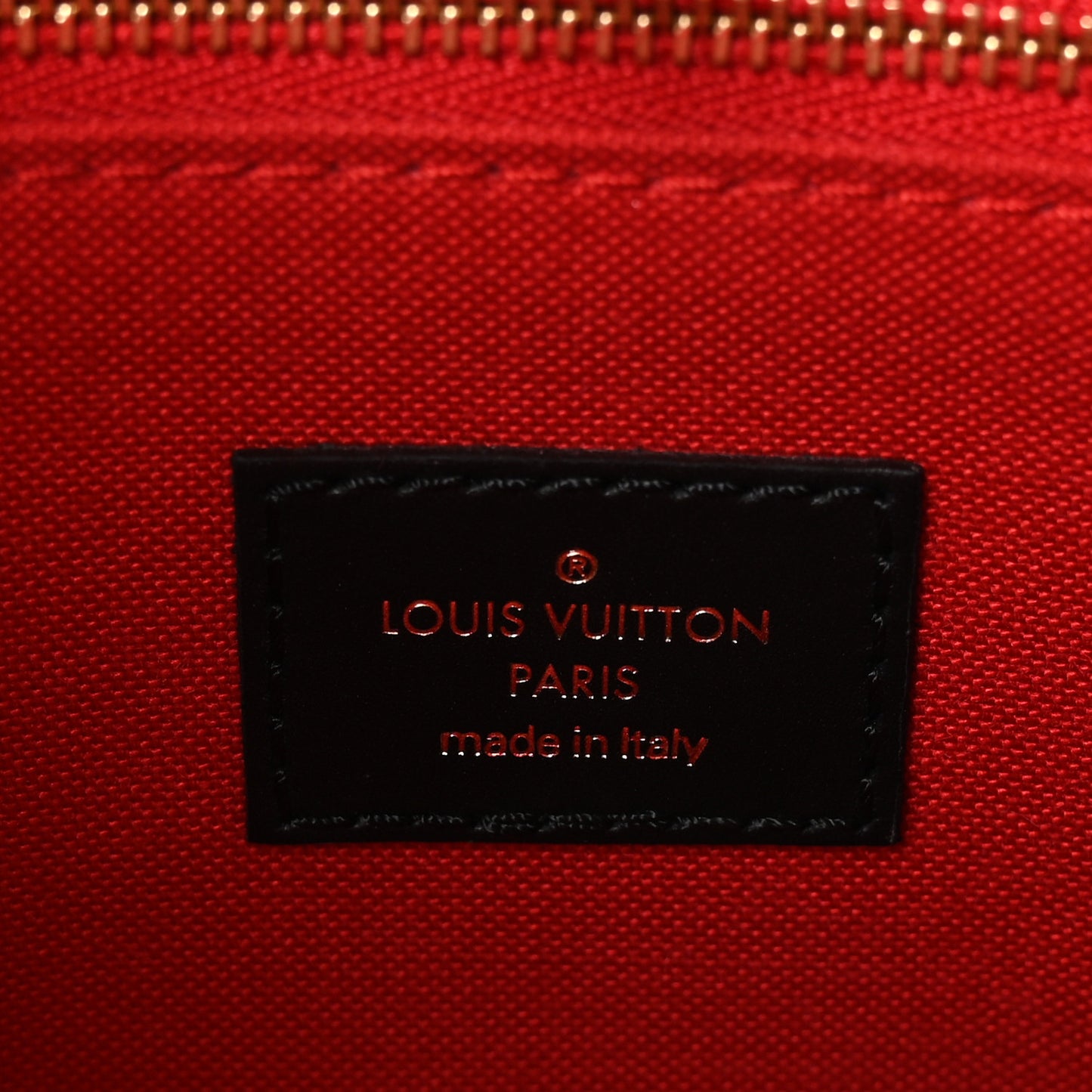 Reverse Monogram Giant Onthego PM