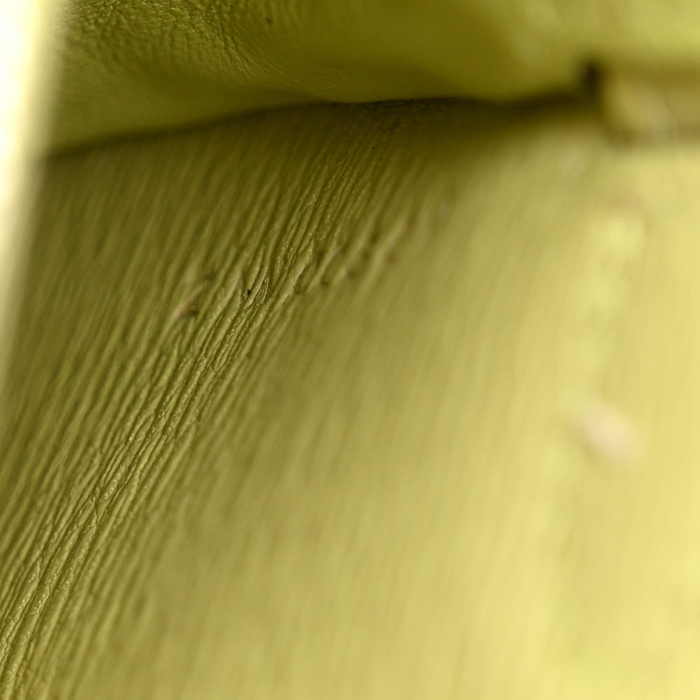 Matte Alligator Kelly To Go Wallet Jaune Bourgeon