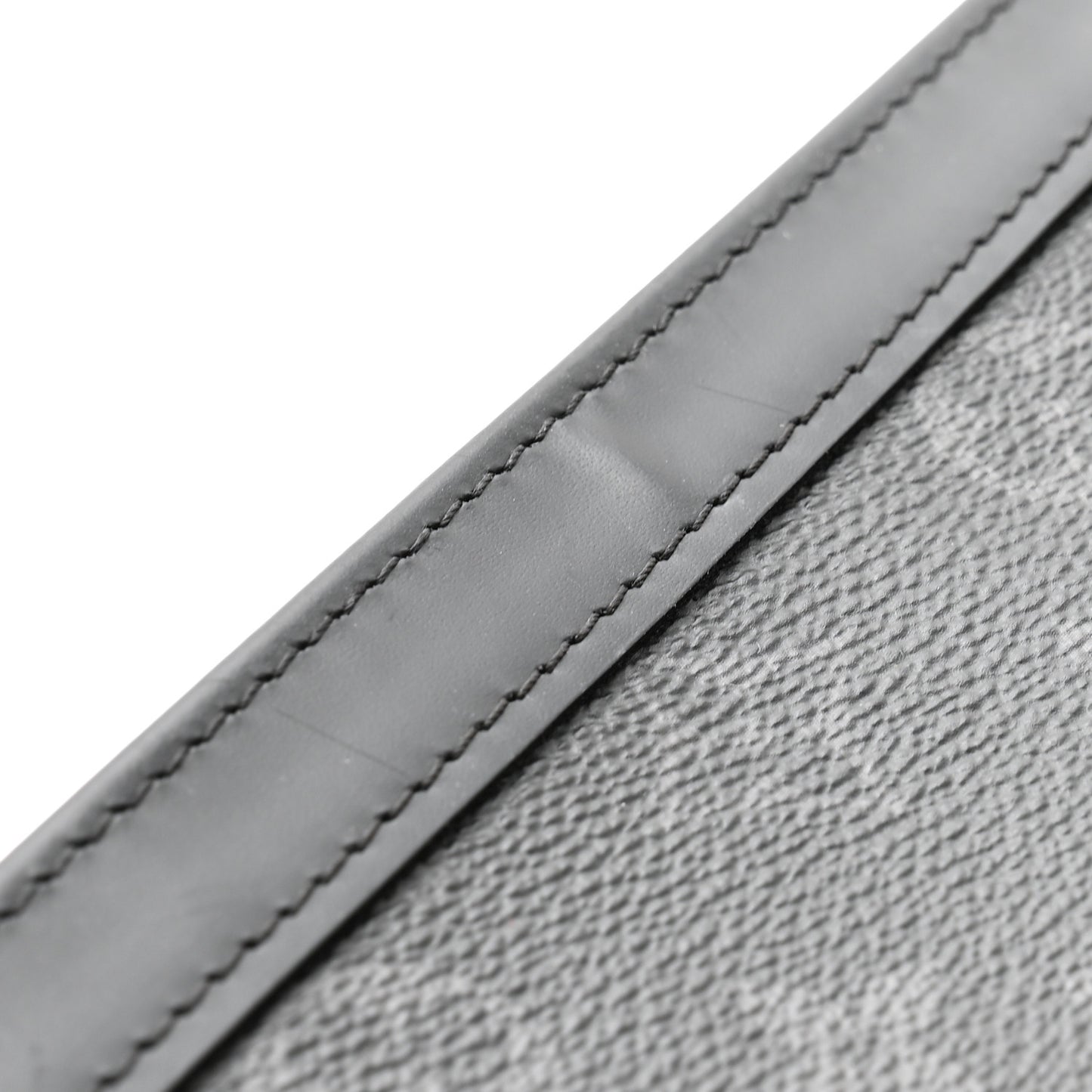 Monogram Eclipse Pochette Voyage MM