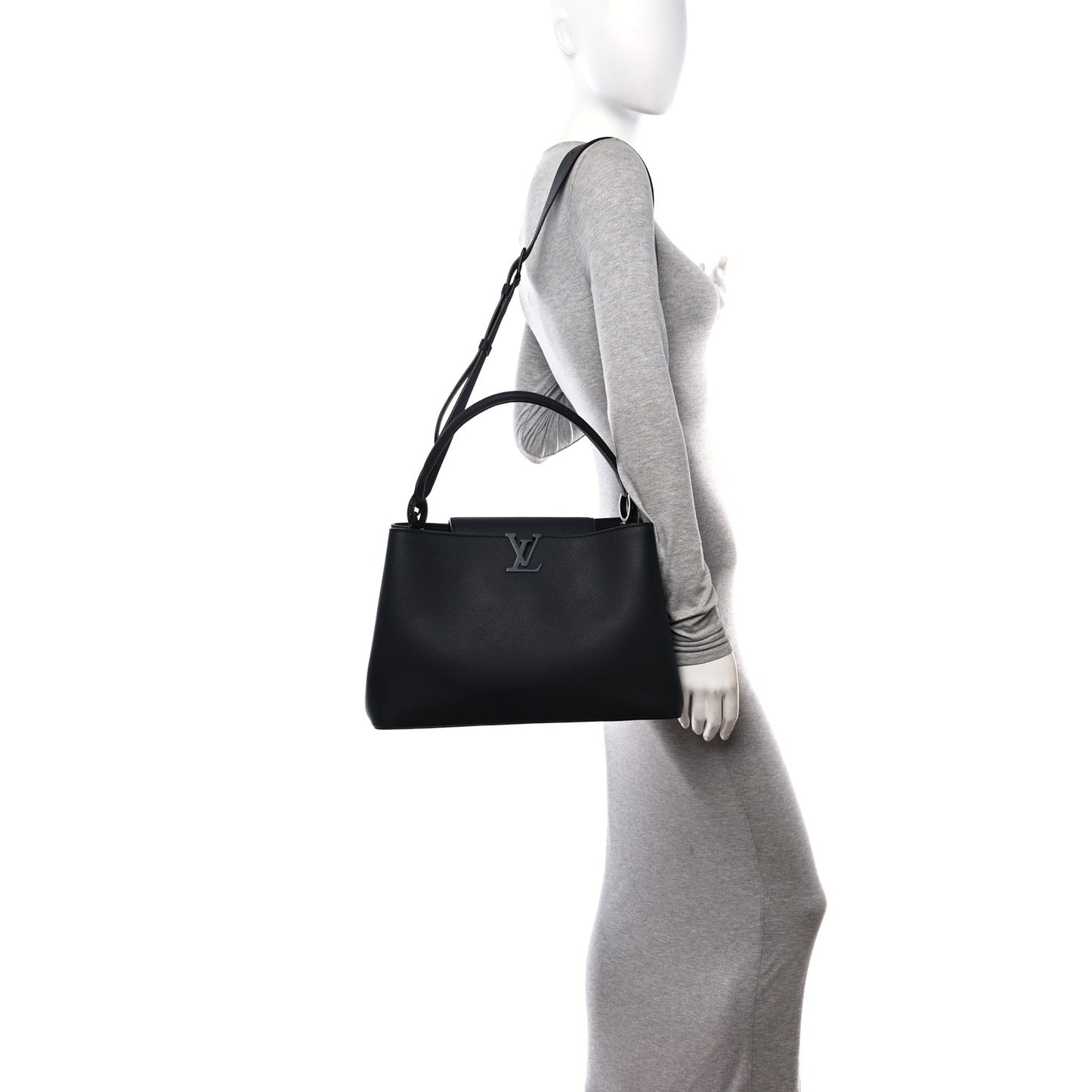 Taurillon Capucines GM Souple Matte Black