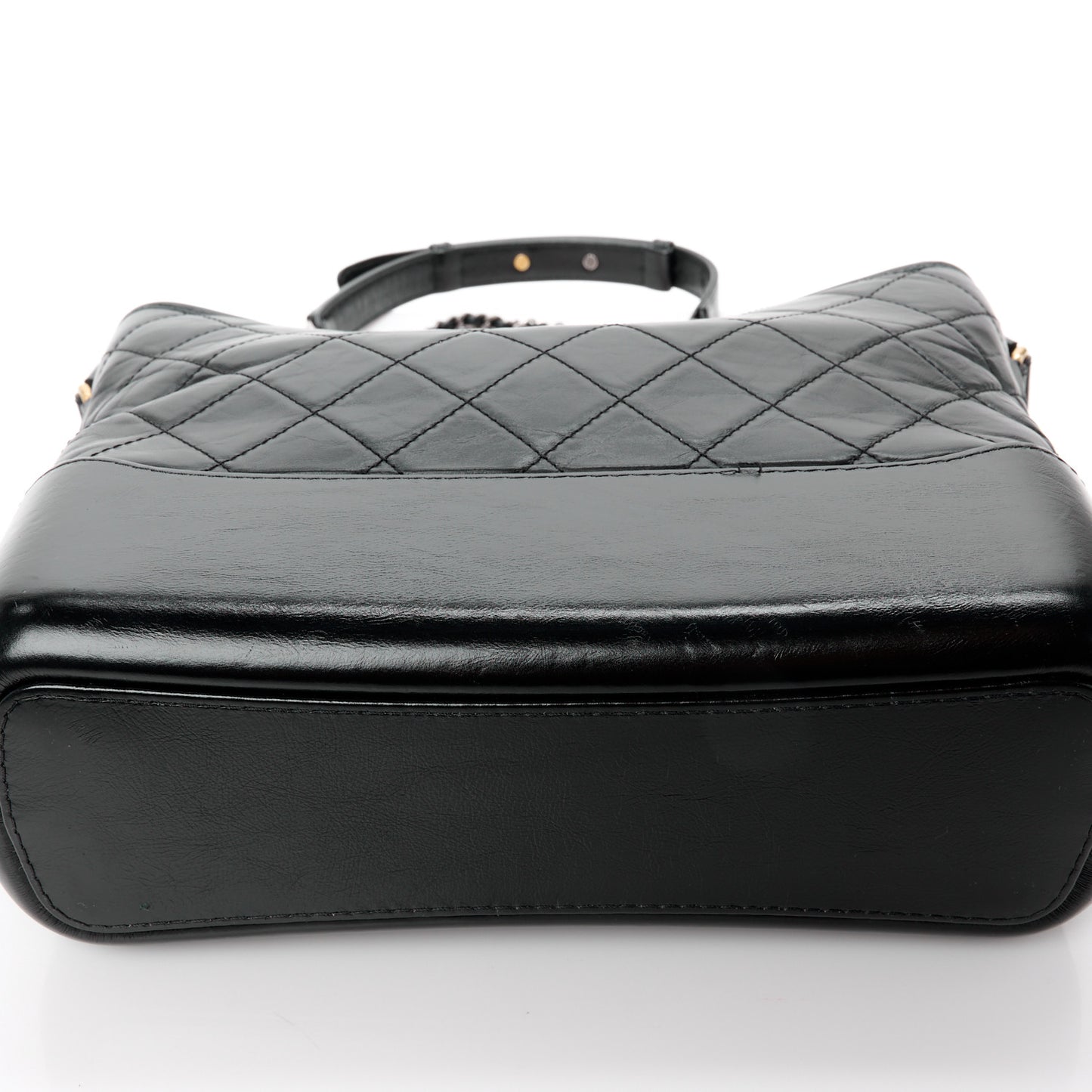Aged Calfskin Quilted Medium Gabrielle Hobo Black