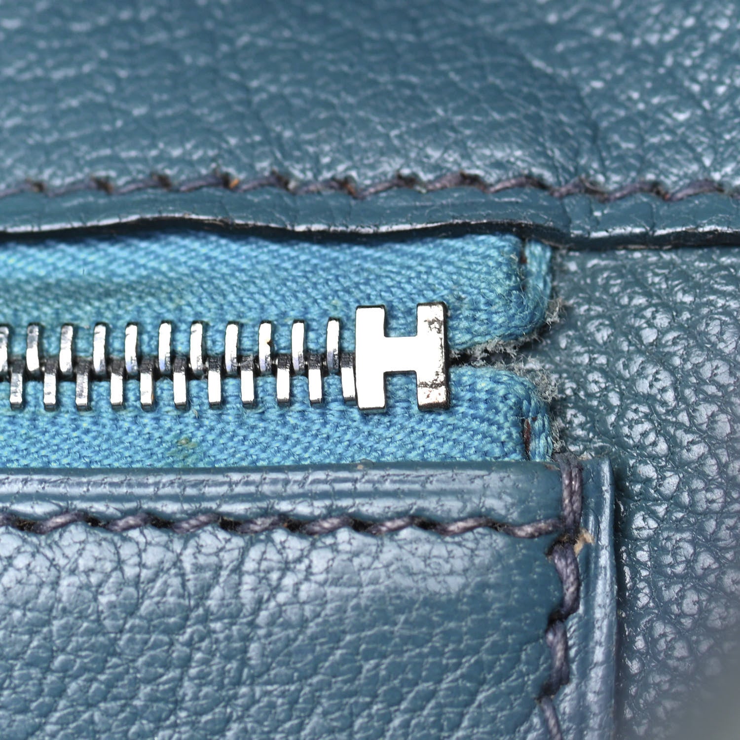 Hermes Matte Porosus Crocodile Birkin 35 19 of 35
