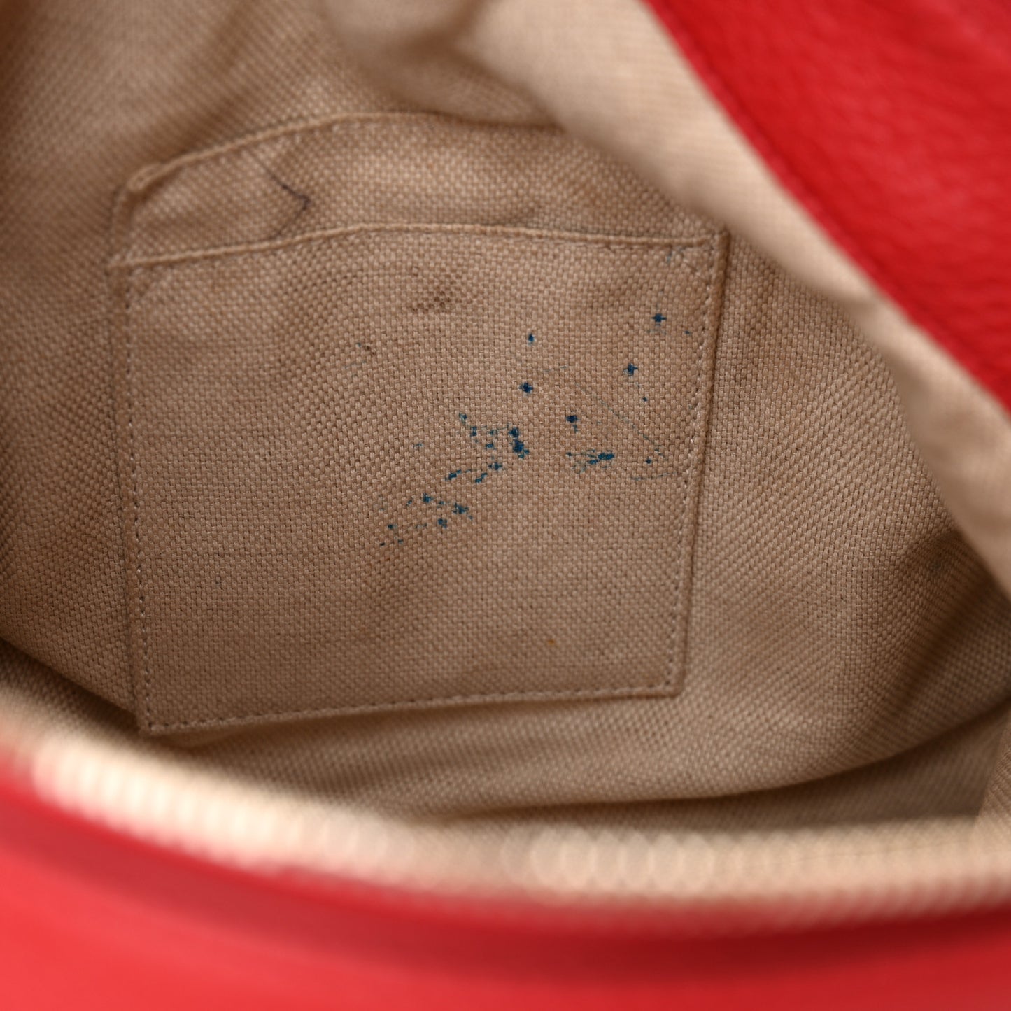 Pebbled Calfskin Large Soho Hobo Tabasco Red