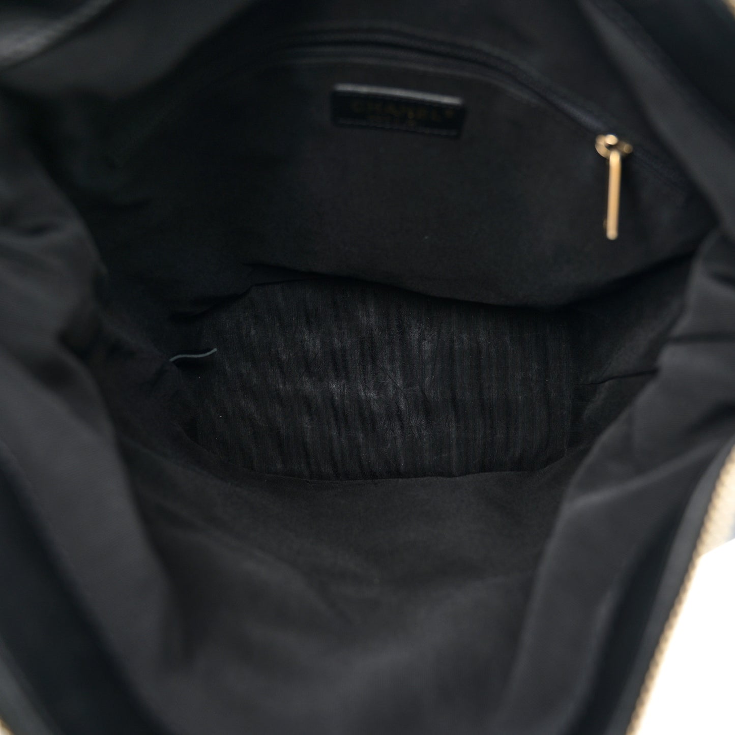 Caviar Lambskin Quilted Casual Style Hobo Black
