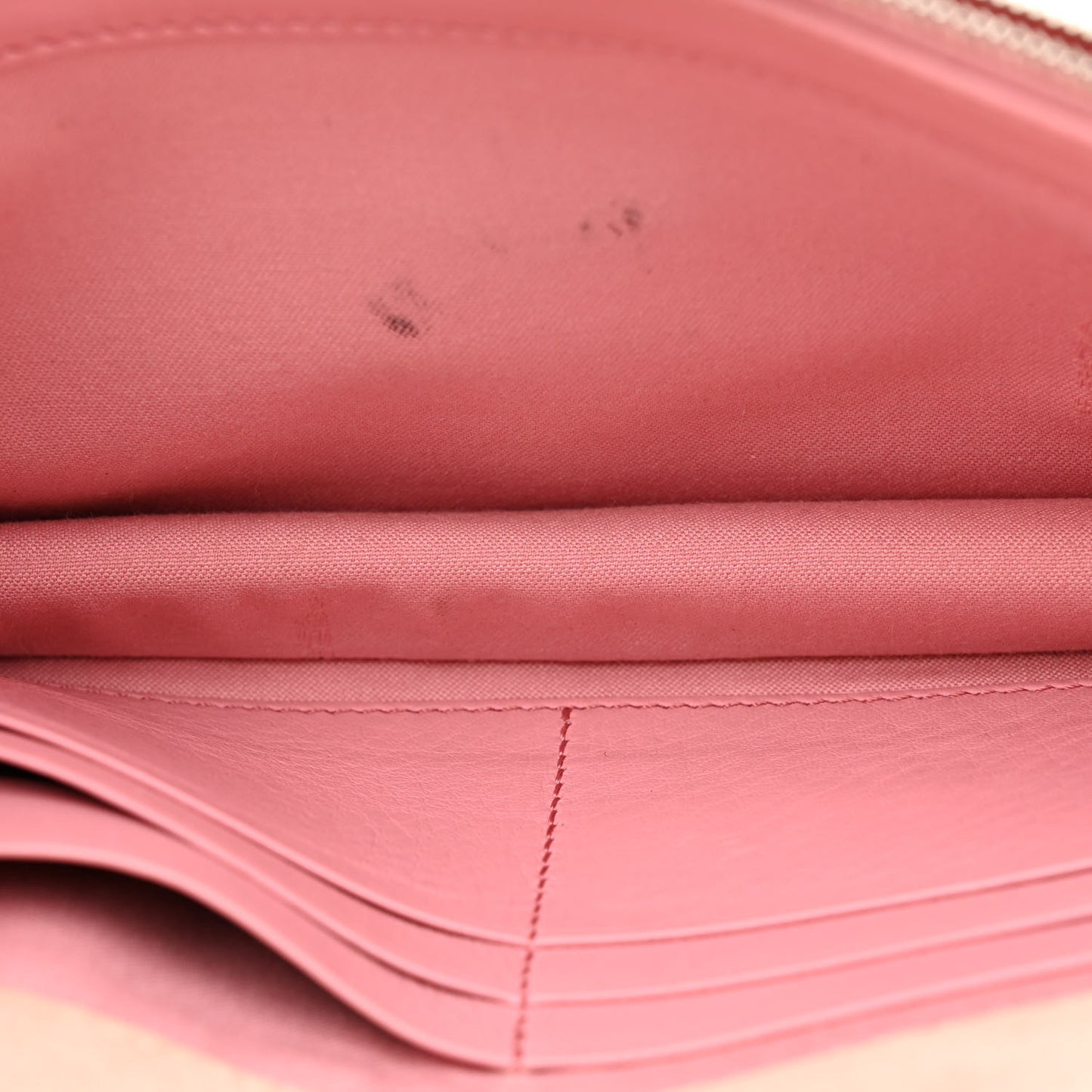 Vitello Flamingo Tube Wallet on Chain Pink
