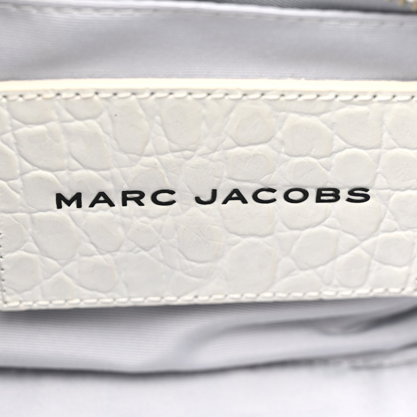 Croc Embossed Medium The Tote Bag White