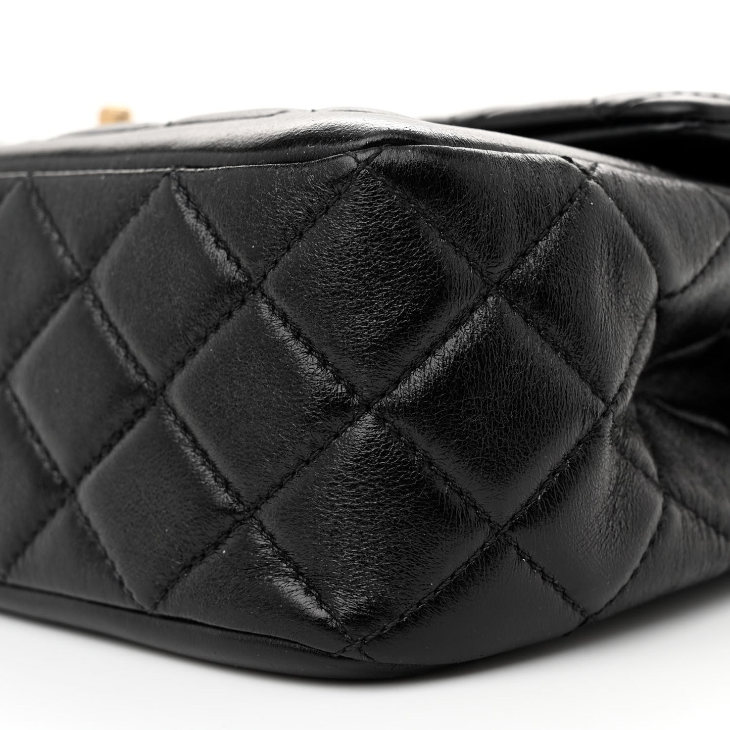 Shiny Lambskin Quilted Daily Friend Flap Black