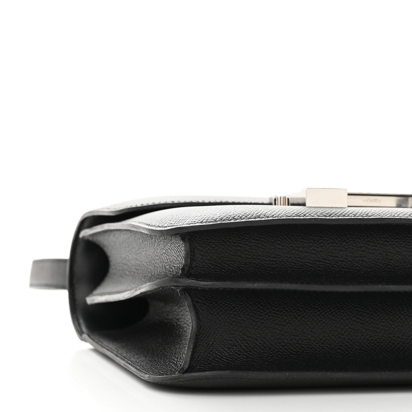 Epsom Constance 24 Black