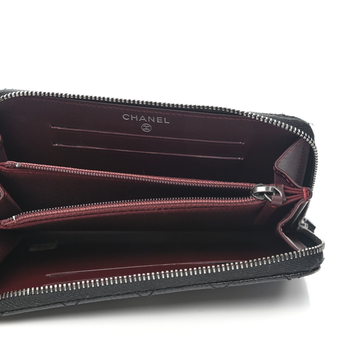 Caviar Quilted Medium Zip Around Wallet Black