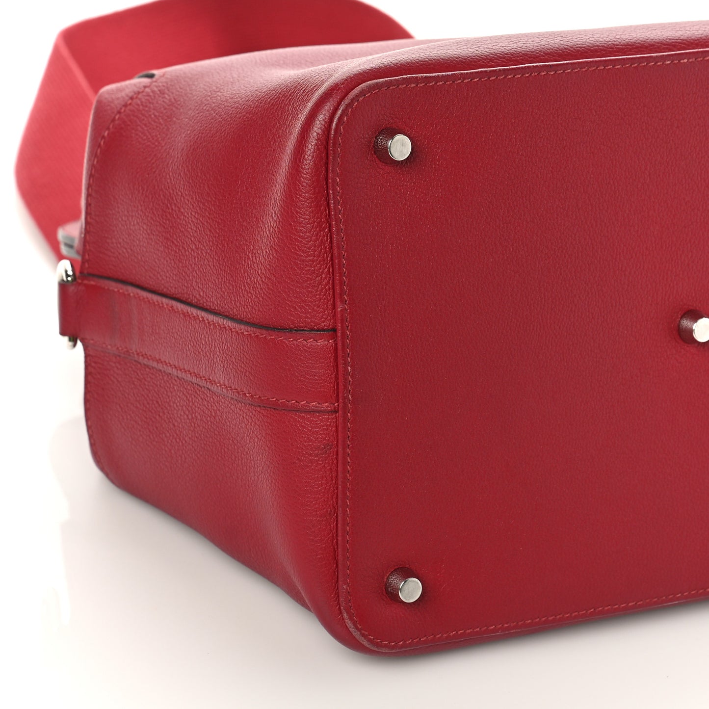 Taurillon Novillo Toolbox 26 Rouge Grenat