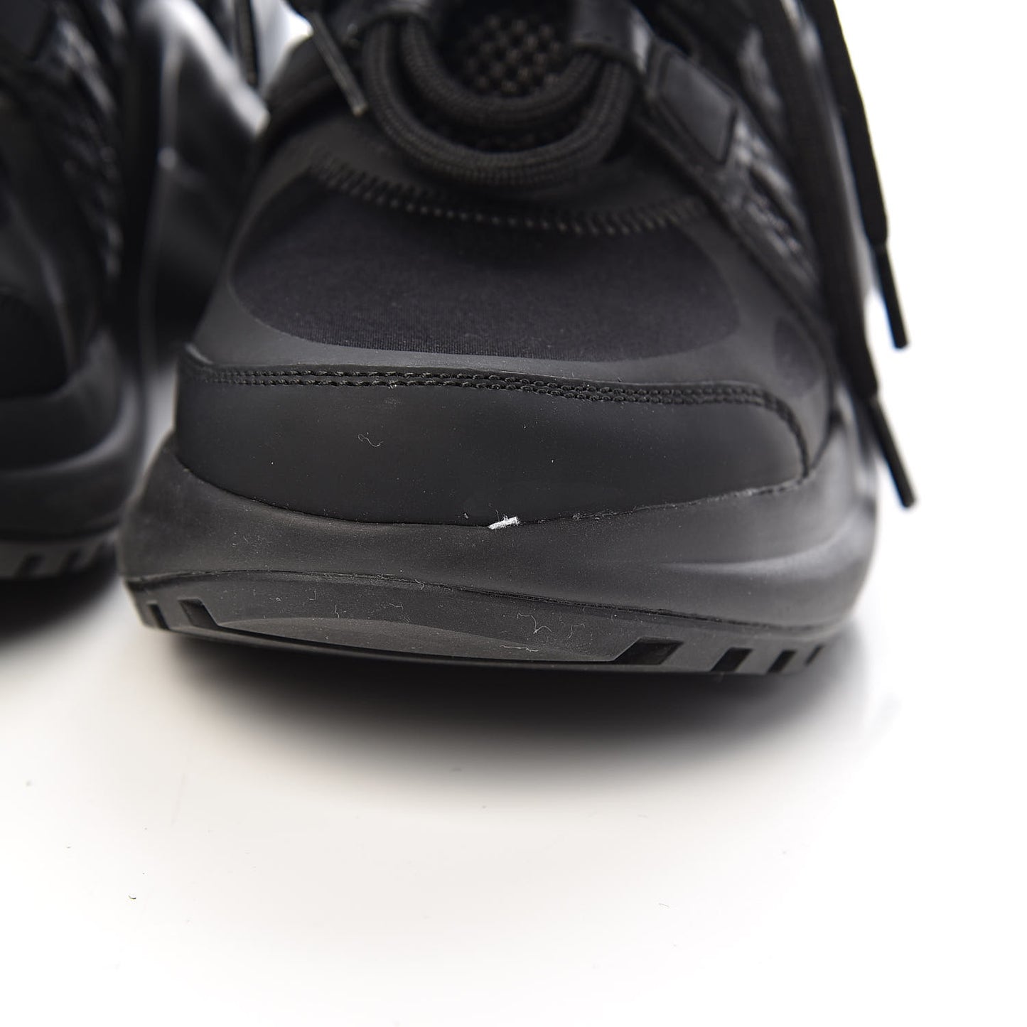 Calfskin Technical Nylon LV Archlight Sneakers 34 Black