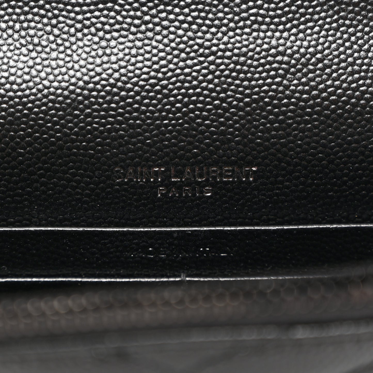 Grain De Poudre Matelasse Chevron Monogram Monochrome Envelope Chain Wallet Black