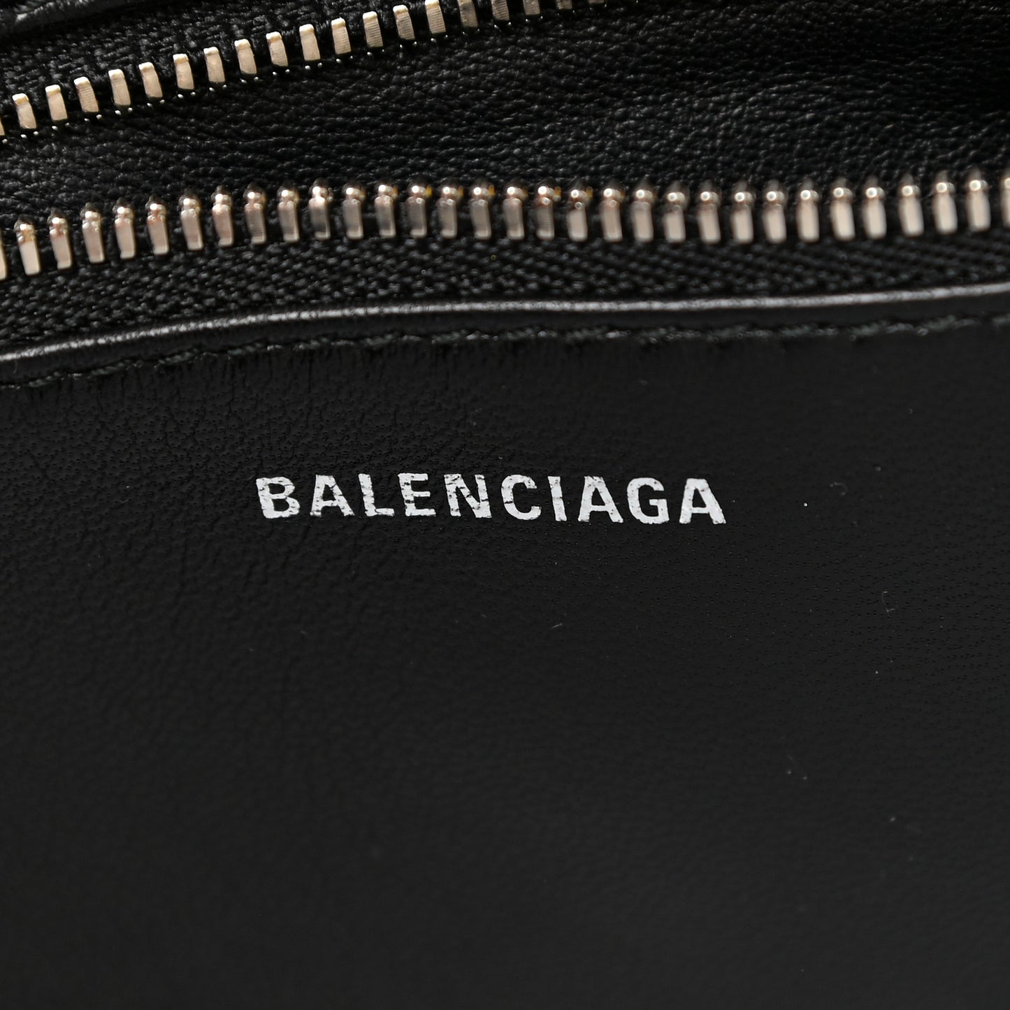 Shiny Day Calfskin Logo XS Triangle Duffle Jaune Black