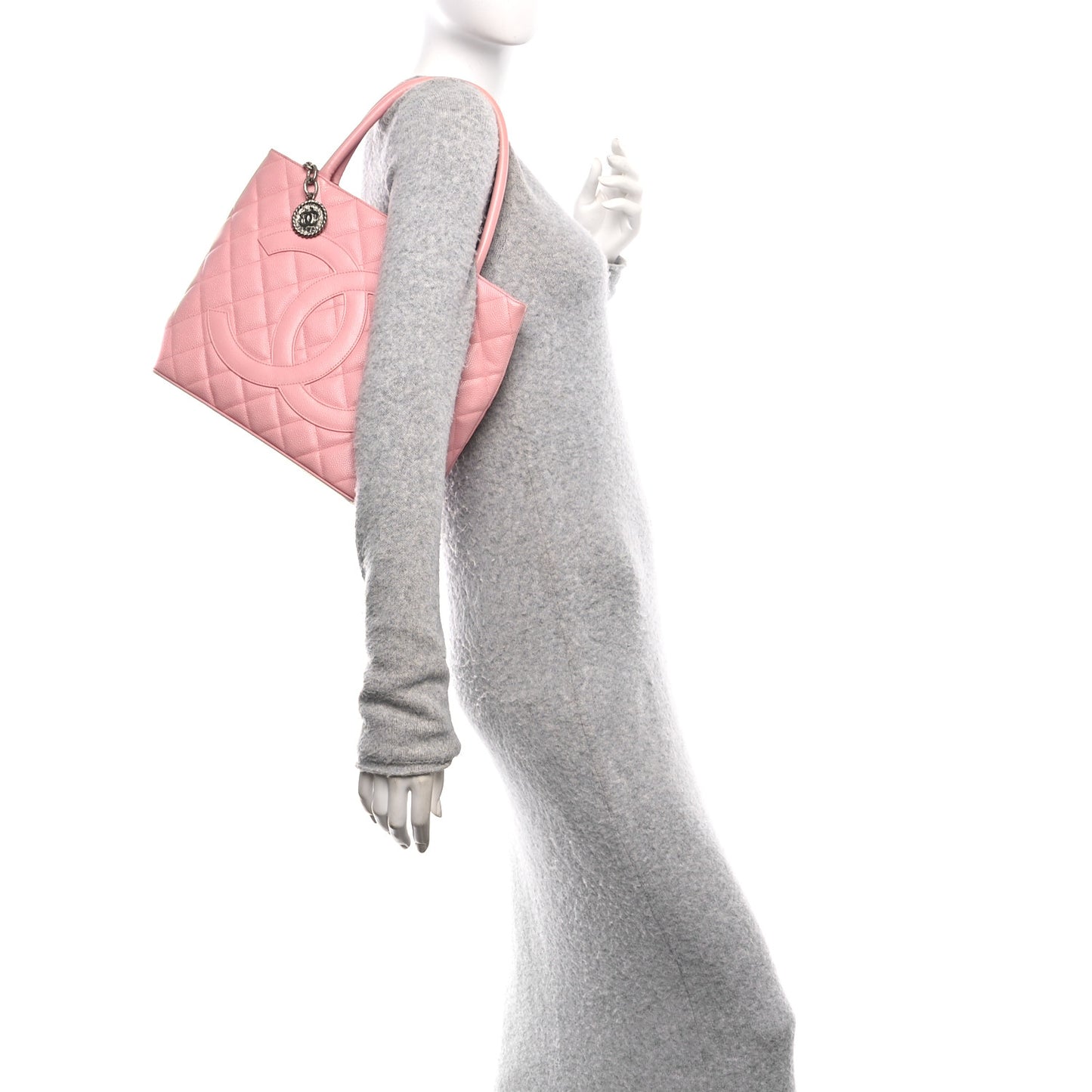 Caviar Medallion CC Tote Light Pink