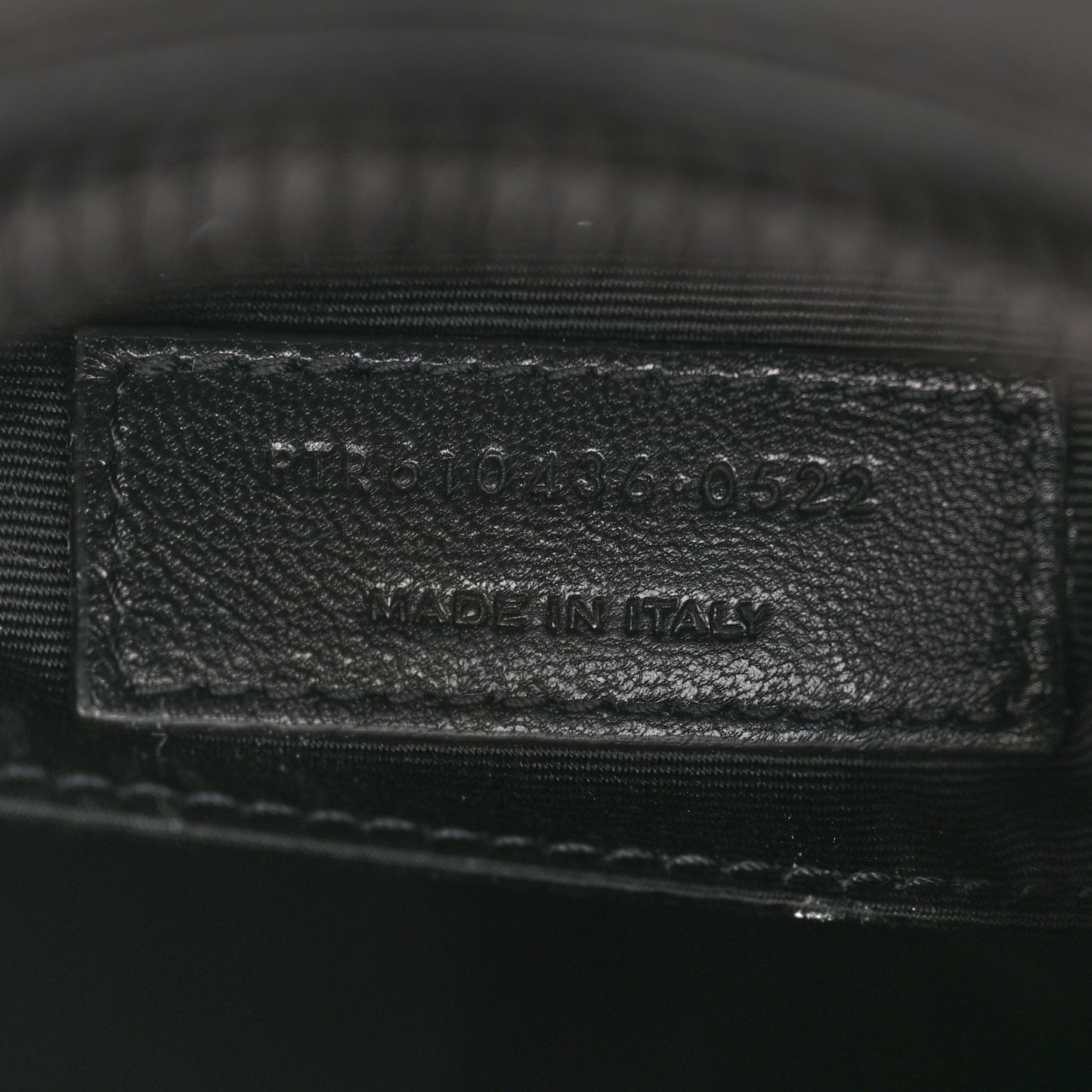 Calfskin Matelasse Chevron Round Vinyle Camera Bag Black
