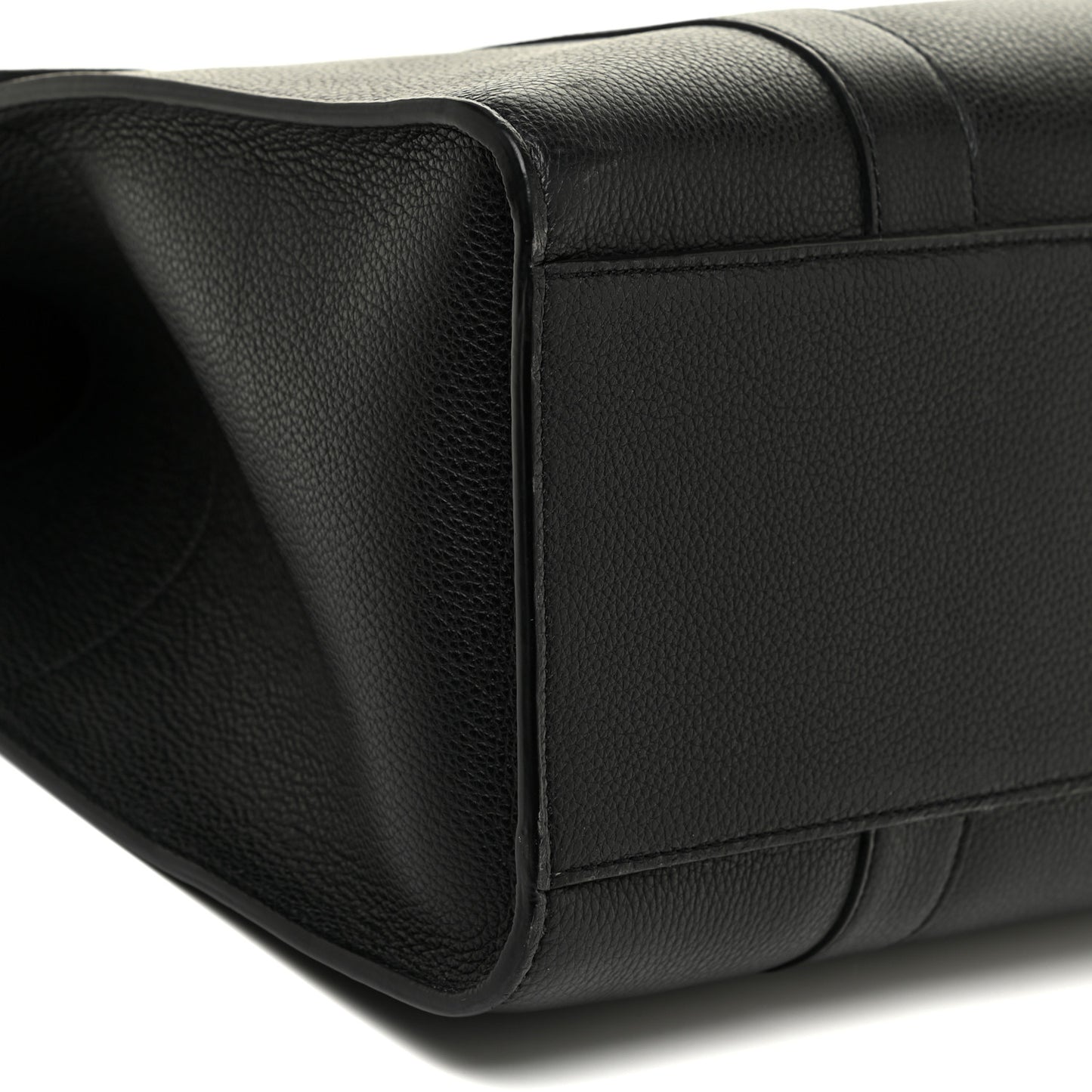 Small Classic Grain Bayswater Black
