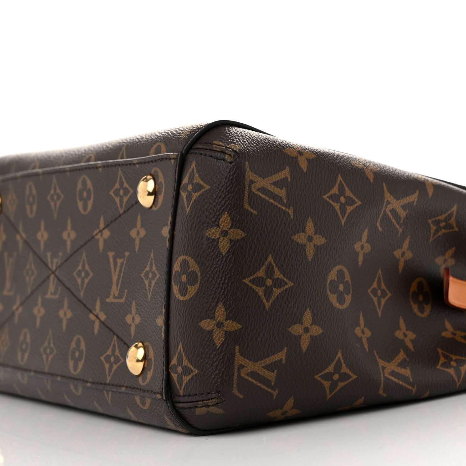Louis Vuitton Monogram Montaigne MM 11 of 13