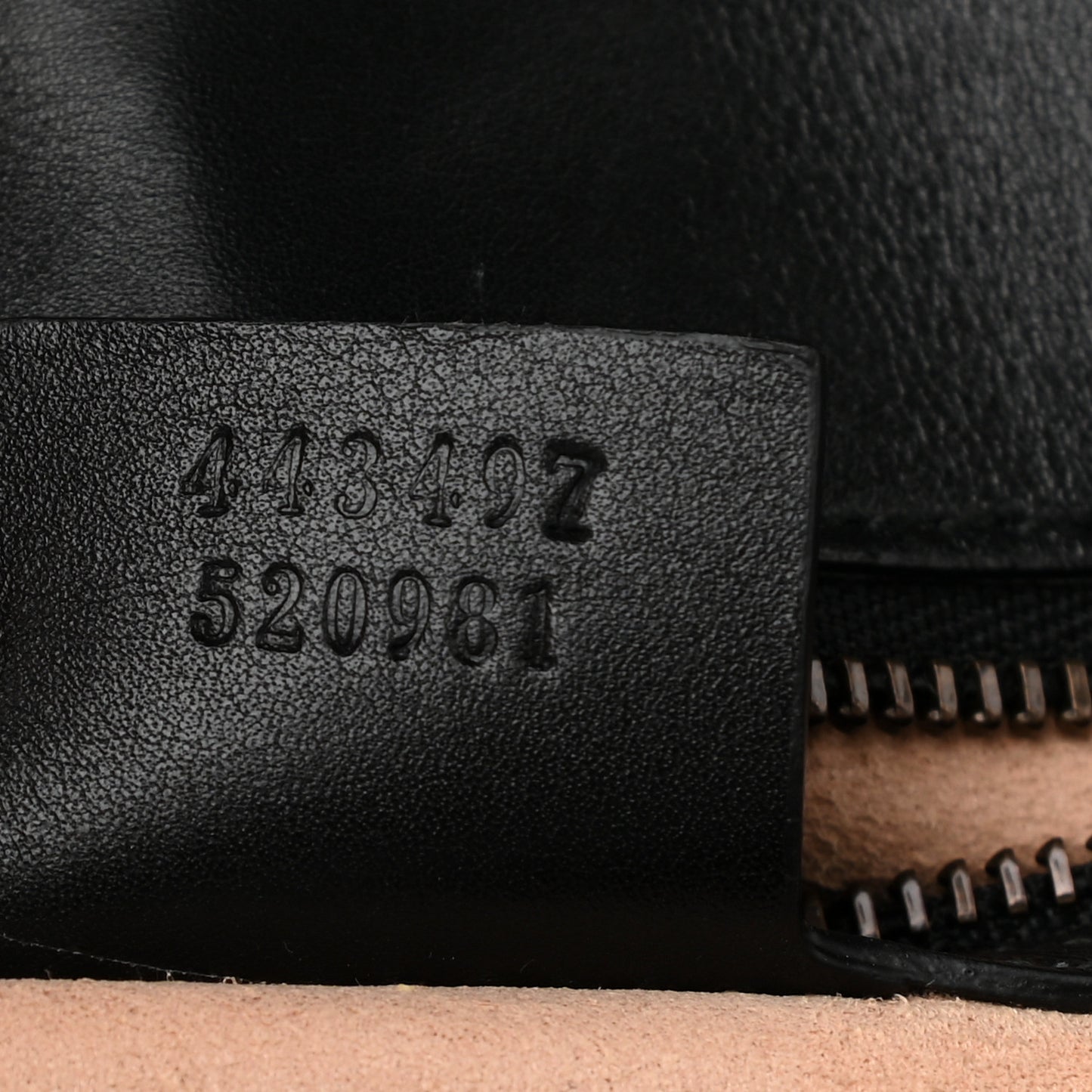 Calfskin Matelasse Small GG Marmont Shoulder Bag Black