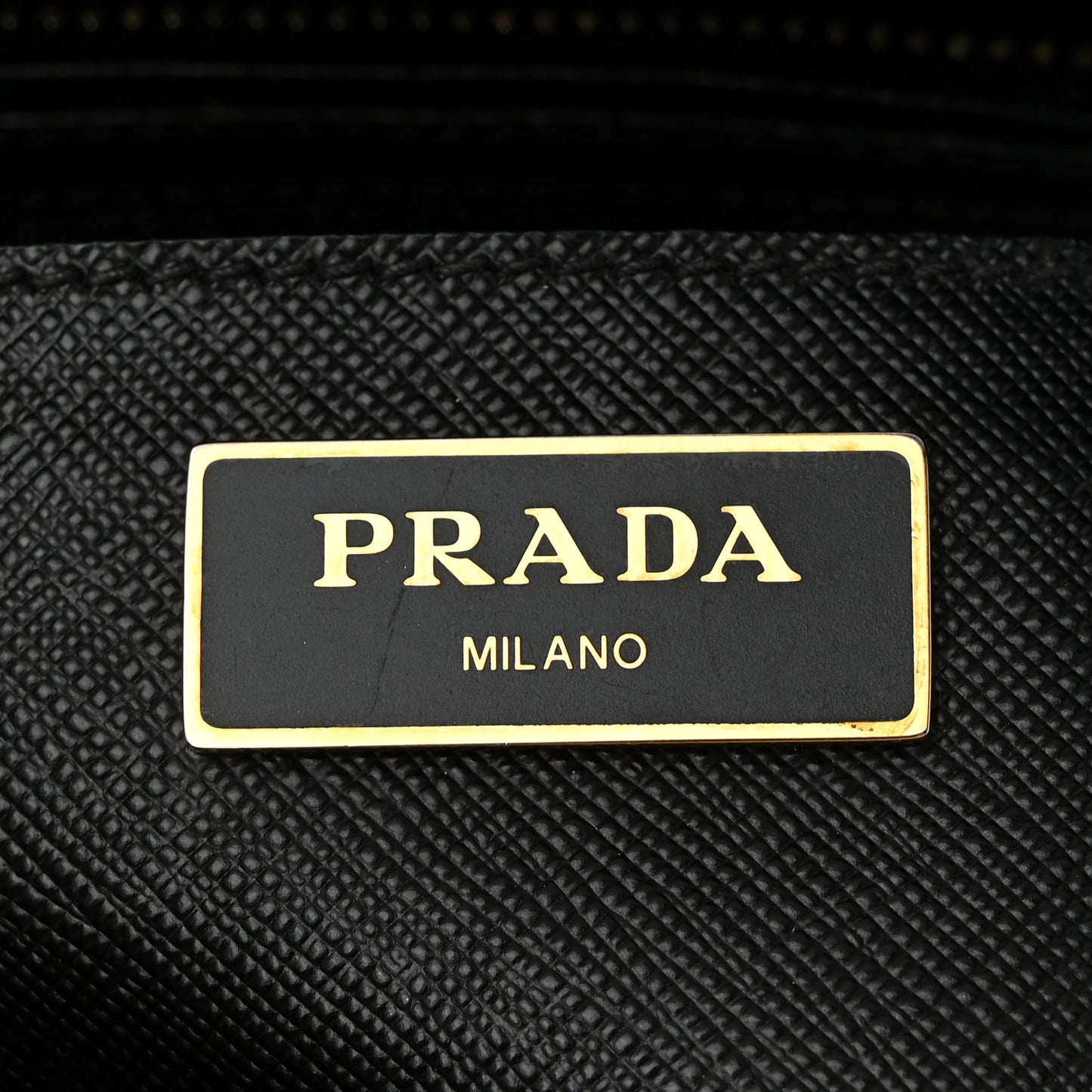 Saffiano Lux Large Galleria Double Zip Tote Black