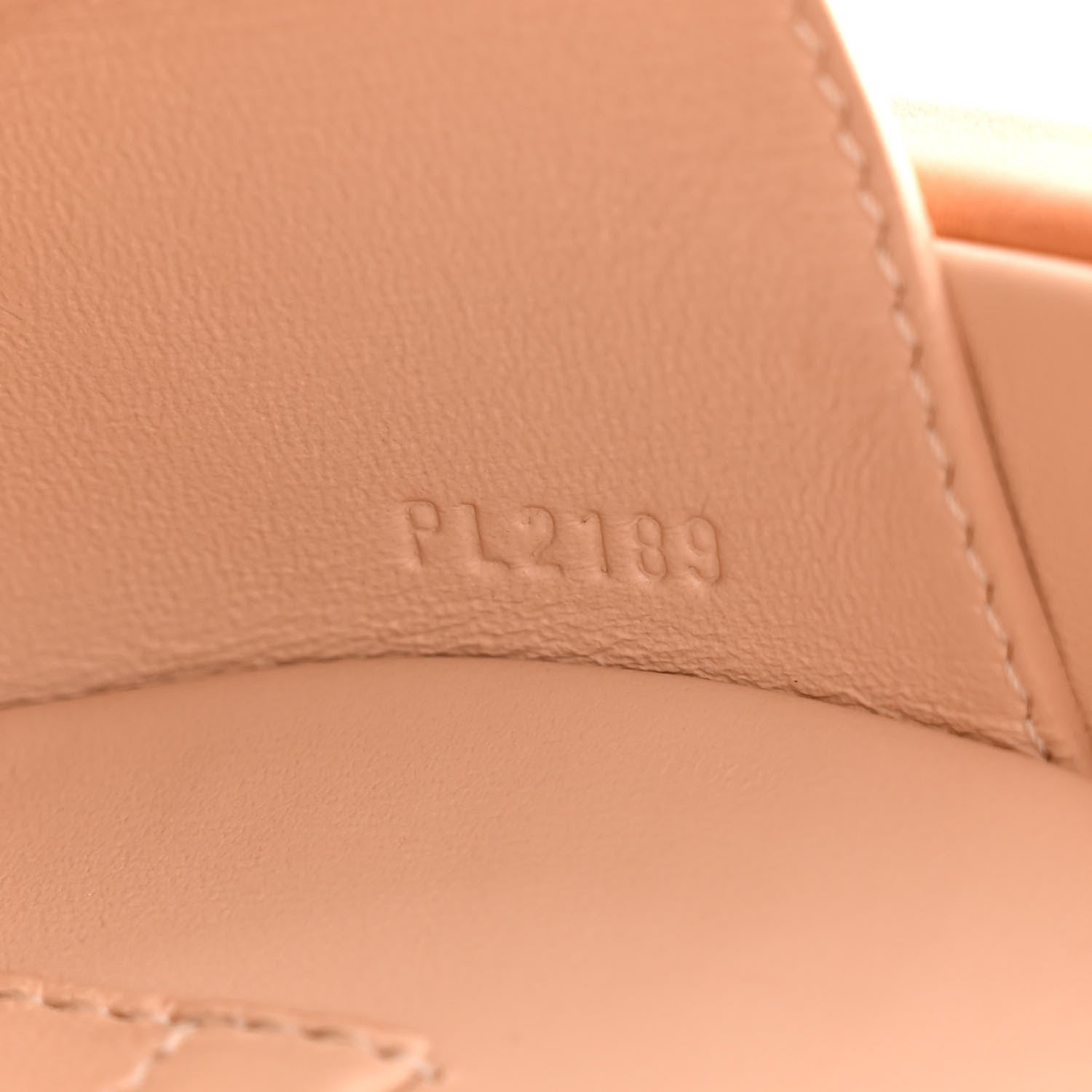 Louis Vuitton Monogram Petite Boite Chapeau 7 of 11