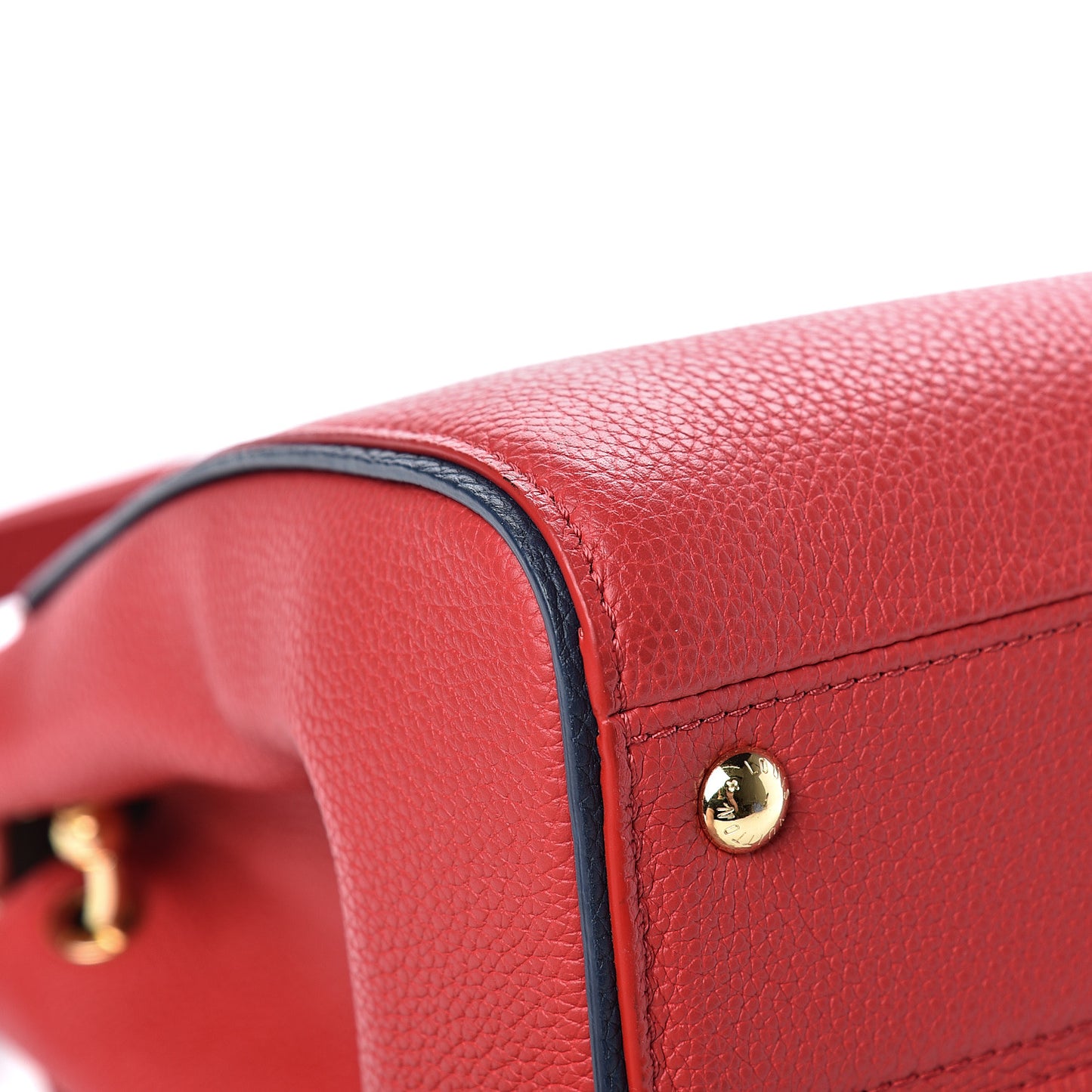 Grained Calfskin Monogram Double V Rubis