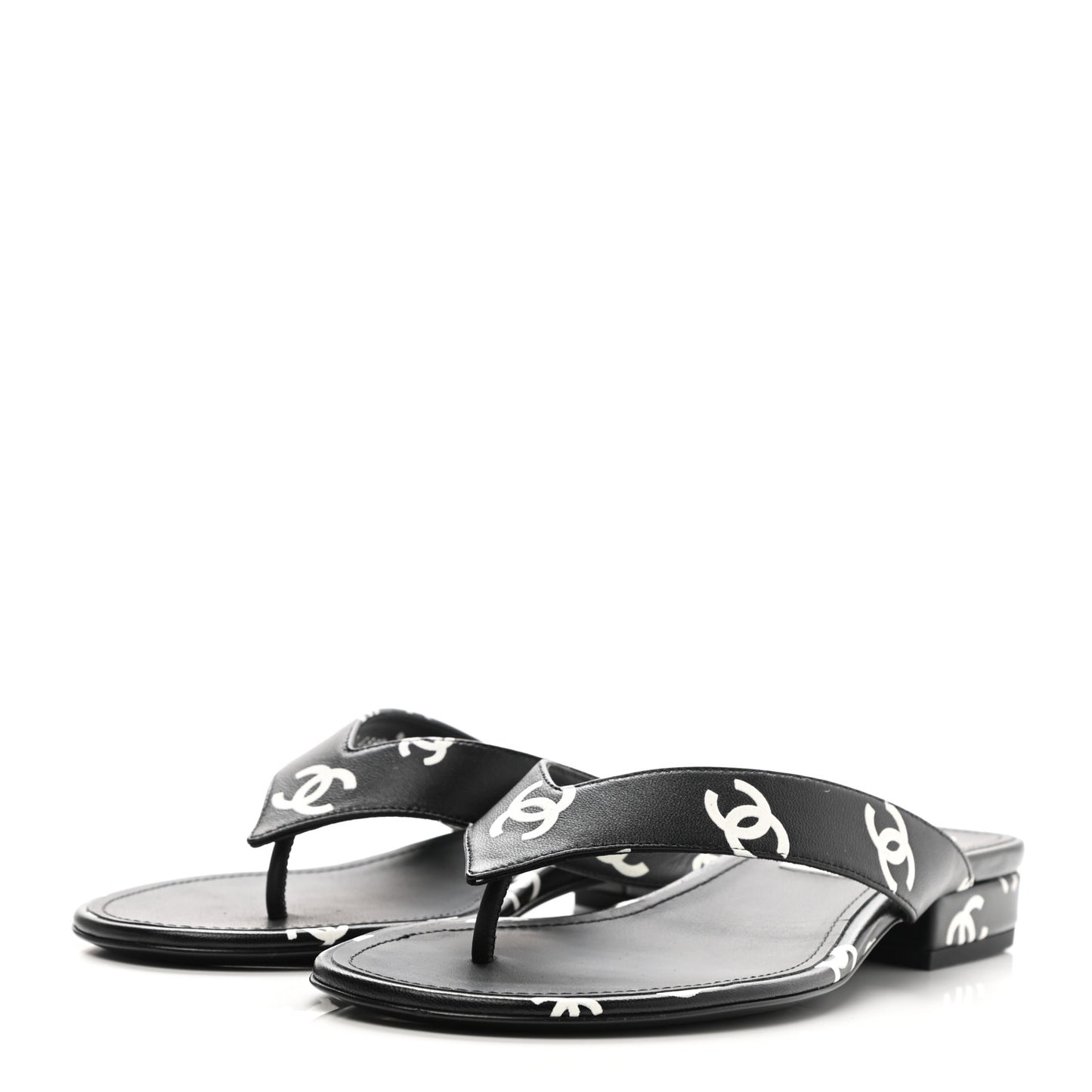 Lambskin Printed CC Thong Sandals 38.5 Black White