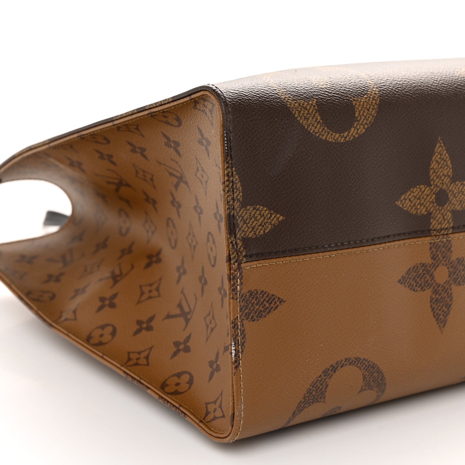 Louis Vuitton Reverse Monogram Giant Onthego GM 8 of 10