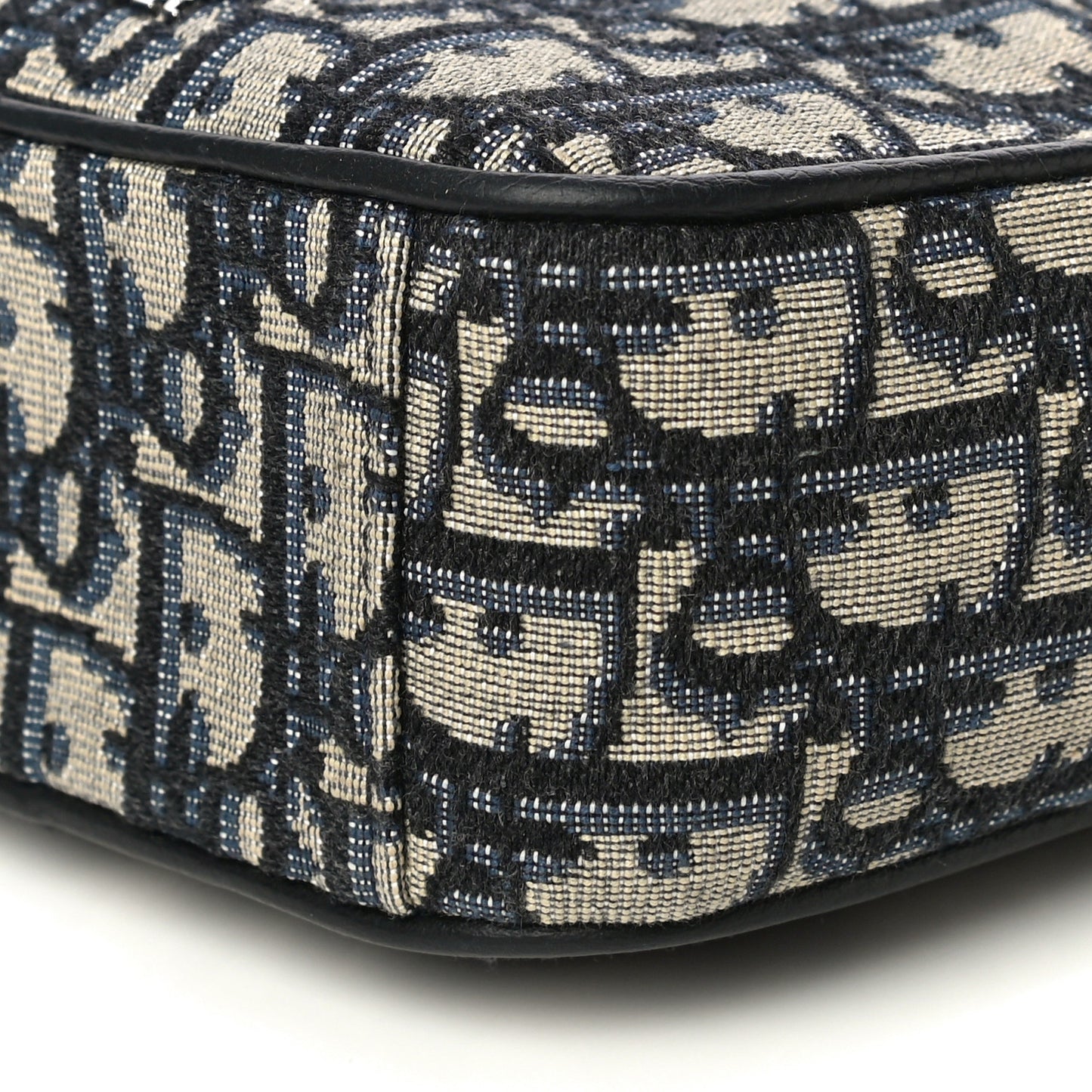 Oblique Messenger Pouch Beige Black