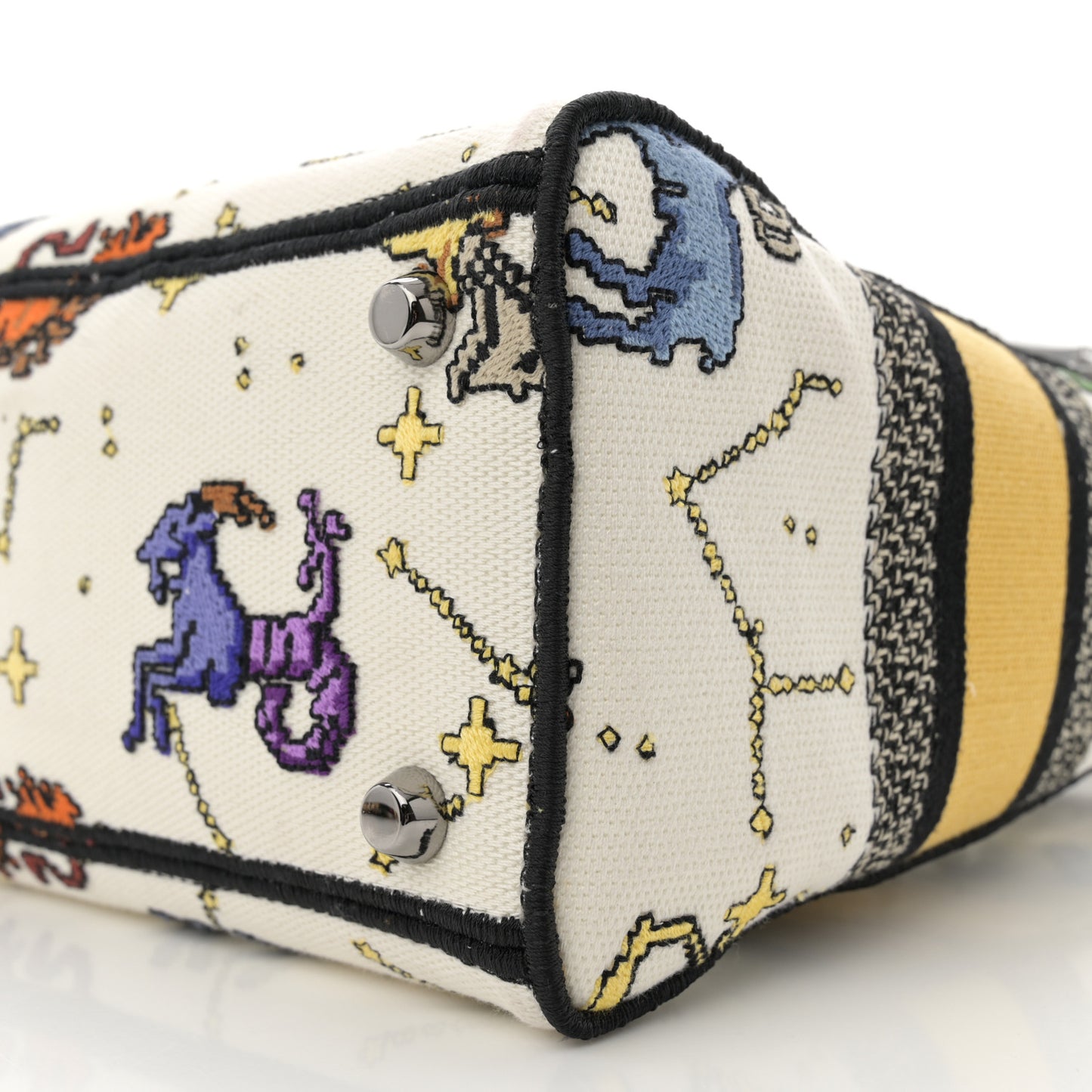 Canvas Pixel Zodiac Embroidered Medium Lady D-Lite Ecru Multicolor