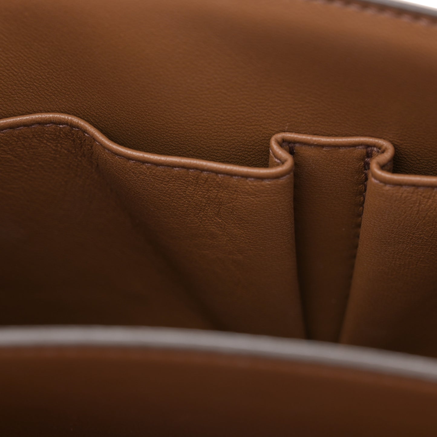 Box Calfskin Medium Classic Box Flap Bag Camel