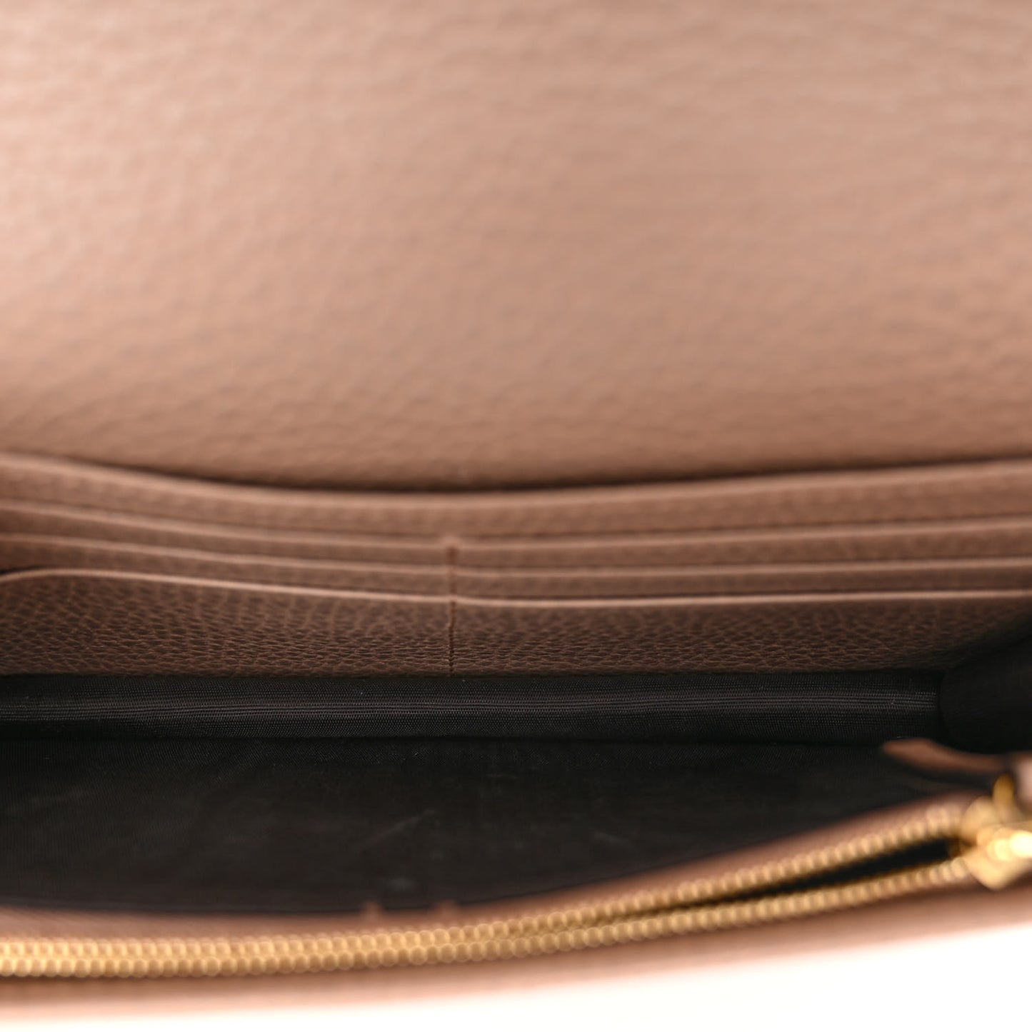 Calfskin Mini GG Marmont Chain Wallet Porcelain Rose