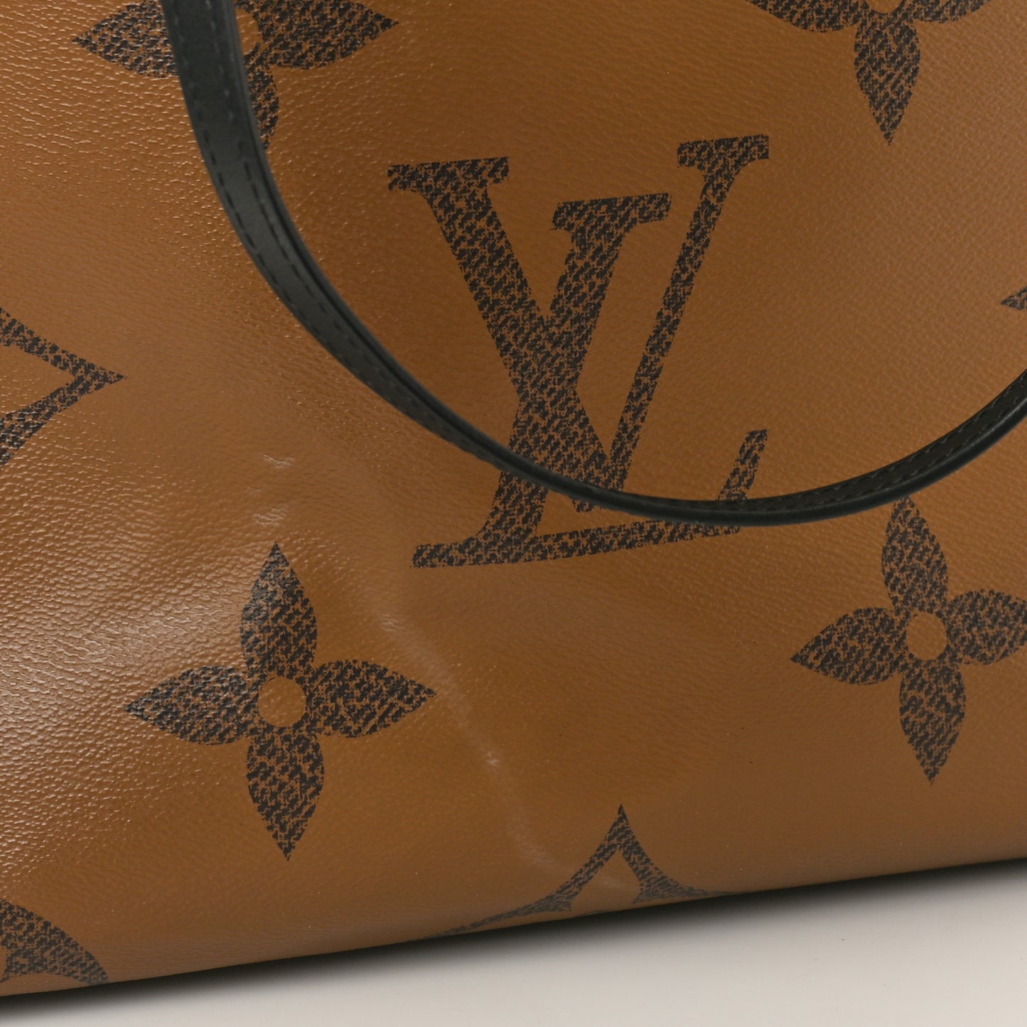Reverse Monogram Giant Onthego GM