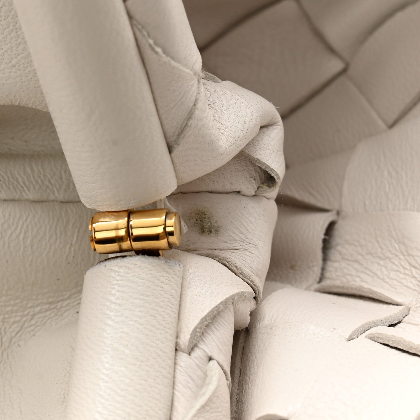 Nappa Maxi Intrecciato The Pouch Oversized Clutch Plaster
